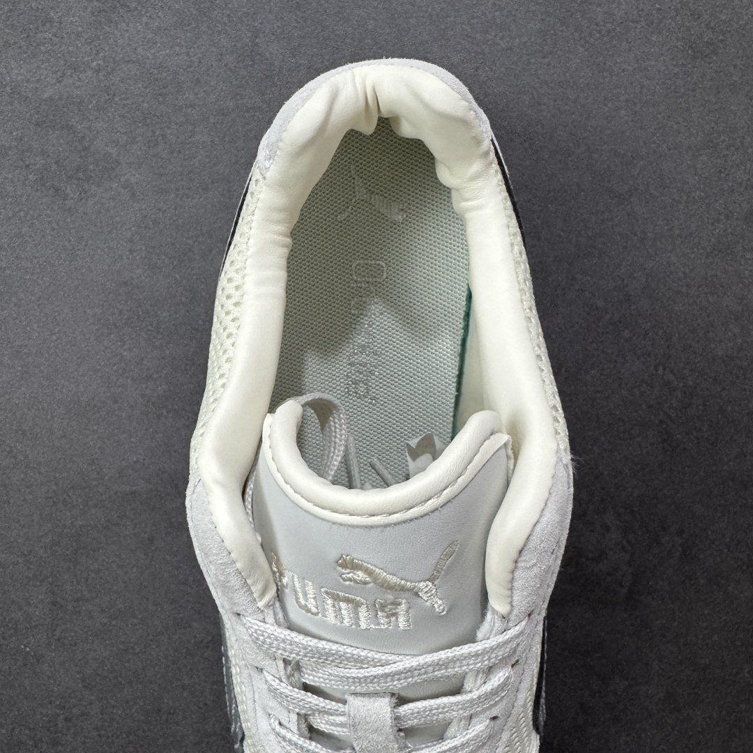 图片[7]-【公司级】PUMA Speedcat OG 彪马 低帮 云端白 男女同款 防滑耐磨低邦训练鞋生活休闲鞋赛车鞋 鞋型是Puma联合赛车运动品牌SparcohL专为专业赛车手而打造，流线型的米白翻毛皮鞋面低调却不失质感，侧面银色Logo加上米白的刺绣Puma字样以及鞋舌米白Puman字样及Logo，让米白的鞋子显得不那么单调，鞋头彪马Logo以米色呈现，鞋底平坦，采用轮胎纹路设计，防滑耐磨。 货号：403902-01 尺码：35.5-45带半码 编码：LNHB190200-选品中心