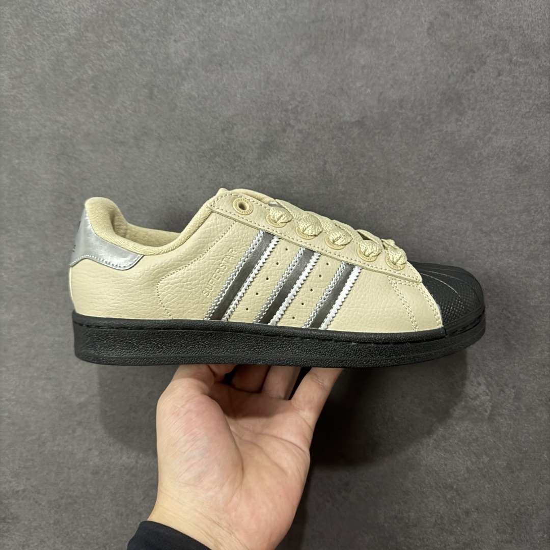 【纯原版】Adidas Originals SUPERSTAR VINTAGE全新配色 贝壳头休闲板鞋 独家控货 平台正单 全鞋百分百原材料 全鞋电脑针车 Logo针车间距针数原版一致 皮料切割冲裁零瑕疵 原鞋一致含胶量大底 原盒中文内外标 大几率过验 不对比市面只对比原鞋 只服务最高端市场 货号:JR4234 尺码:35 36 36.5 37 38 38.5 39 40 40.5 41 42 42.5 43 44 45-选品中心