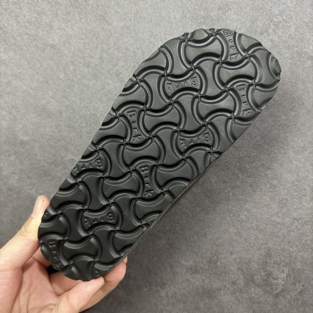 图片[9]-【BK版本】Birkenstock 博肯一脚蹬系列 深灰反绒 广东原产采用质地柔软牛皮绒面革植入羊羔毛鞋垫和里衬材质中底搭载缓震软木橡胶 纯色羊毛内里，保暖不乏时尚 外置EVA轻量片装外底 德国百年知名鞋履品牌·博肯Birkenstock 勃肯系列！ 货号：0250901 尺码：35-44-选品中心