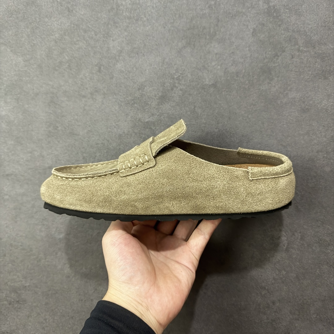 图片[2]-【BK版本】Birkenstock 博肯一脚蹬系列 茶色反绒 广东原产采用质地柔软牛皮绒面革植入羊羔毛鞋垫和里衬材质中底搭载缓震软木橡胶 纯色羊毛内里，保暖不乏时尚 外置EVA轻量片装外底 德国百年知名鞋履品牌·博肯Birkenstock 勃肯系列！ 货号：0250901 尺码：35-44-选品中心