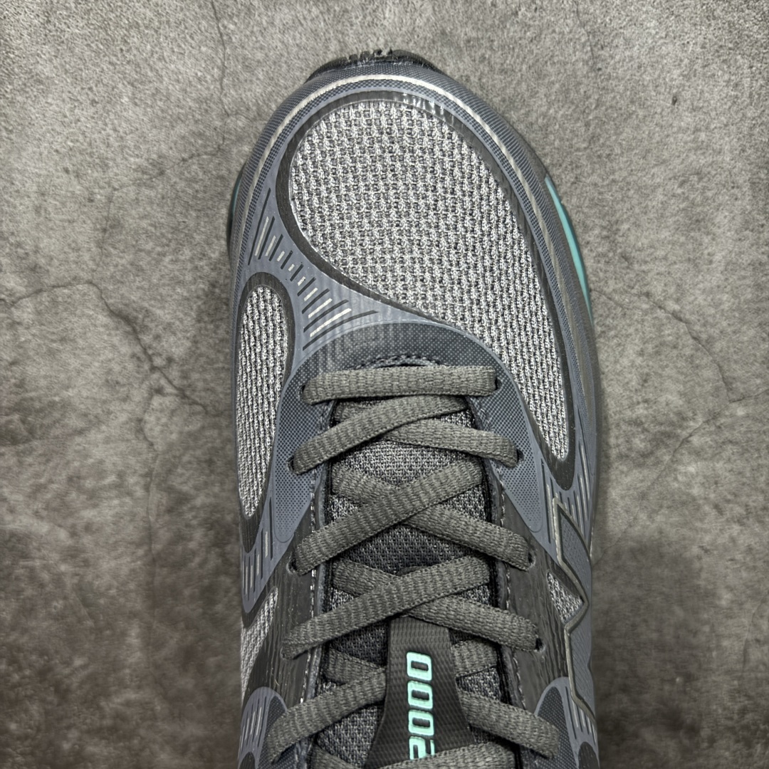 图片[5]-【纯原版】New Balance 新百伦 NB2000 网面休闲鞋 U20007PF NB官方重磅新品 一款融合复古设计与现代科技的跑鞋，以其经典的造型和舒适脚感，成为2025年复古潮流爱好的推荐单品。 极具视觉冲击力的5根ABZORB单元，以及无缝鞋面的设计，加上3M反光材质的装饰，比之前推出的9060系列更夸张，更具未来感。 货号：U20005F9 尺码：36-46.5-选品中心