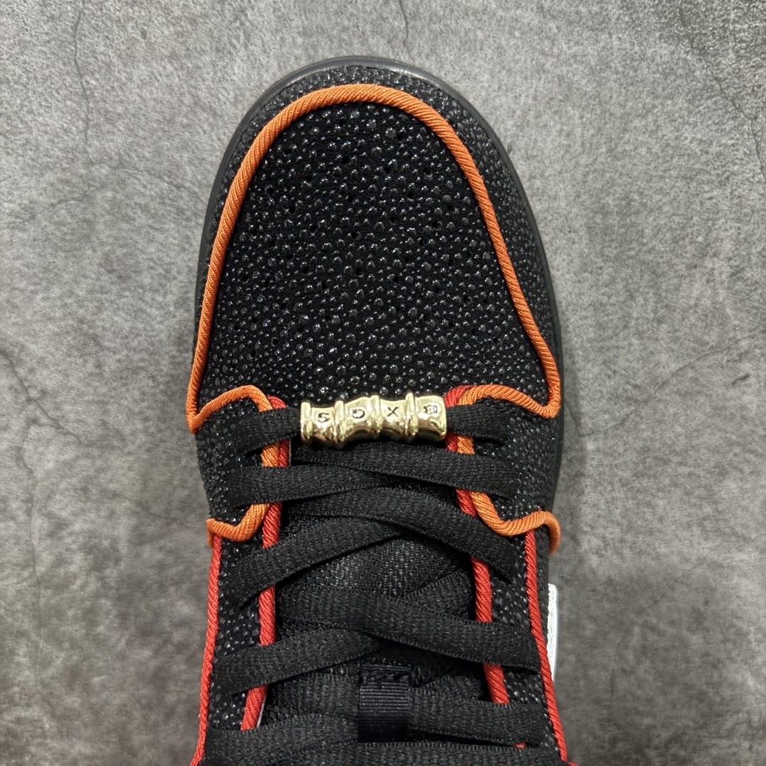 图片[5]-【Top纯原】Bronx Girls Skate x Nike SB Dunk Low 联名款 低帮休闲滑板鞋 HV1664-001  鞋身整体以黑色为主色调，鞋面采用特殊的仿鲨鱼纹路皮革覆盖，搭配白色Swwoosh呈现。  尺码：40 40.5 41 42 42.5 43 44 44.5 45 46 47.5 48.5-选品中心