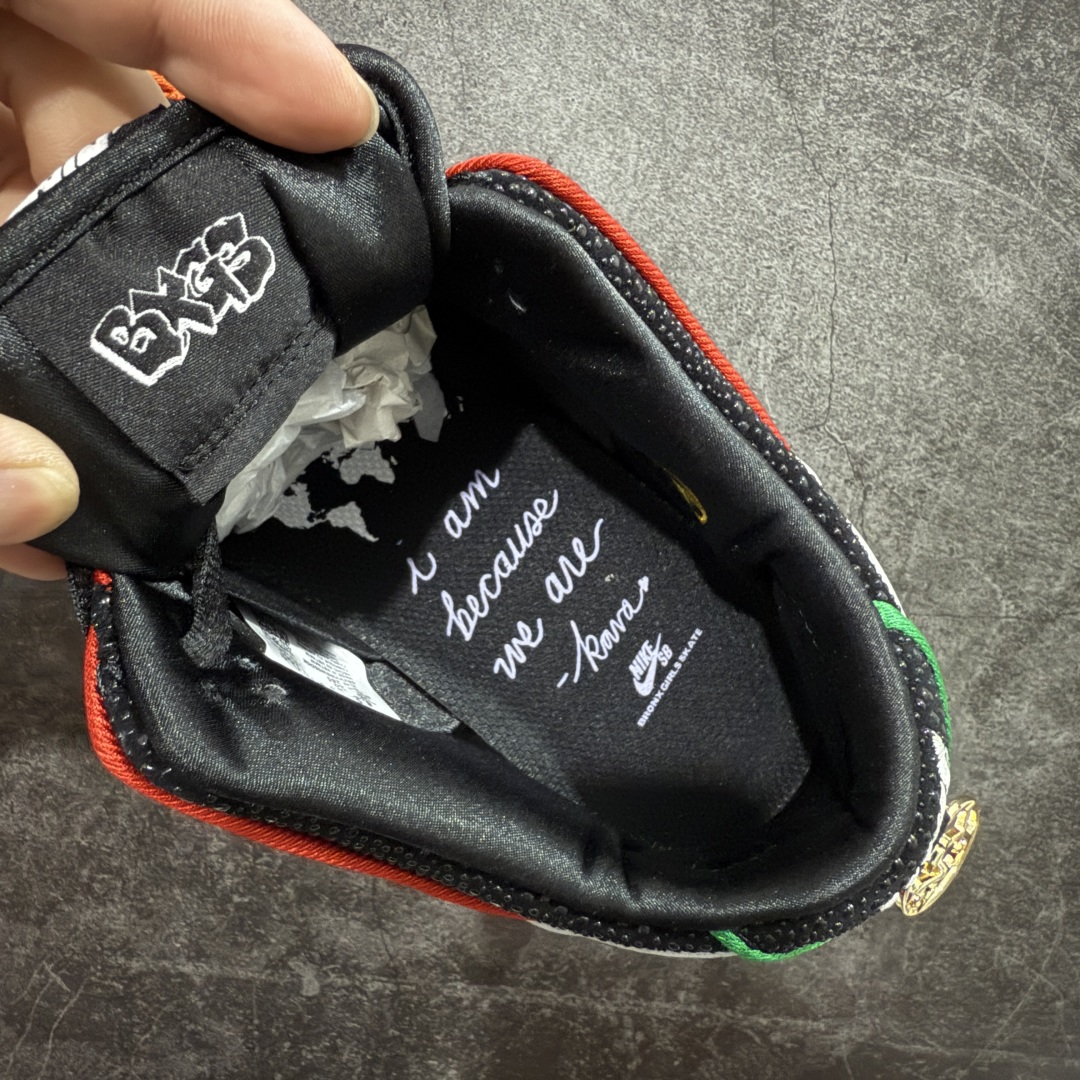 图片[6]-【Top纯原】Bronx Girls Skate x Nike SB Dunk Low 联名款 低帮休闲滑板鞋 HV1664-001  鞋身整体以黑色为主色调，鞋面采用特殊的仿鲨鱼纹路皮革覆盖，搭配白色Swwoosh呈现。  尺码：40 40.5 41 42 42.5 43 44 44.5 45 46 47.5 48.5-选品中心