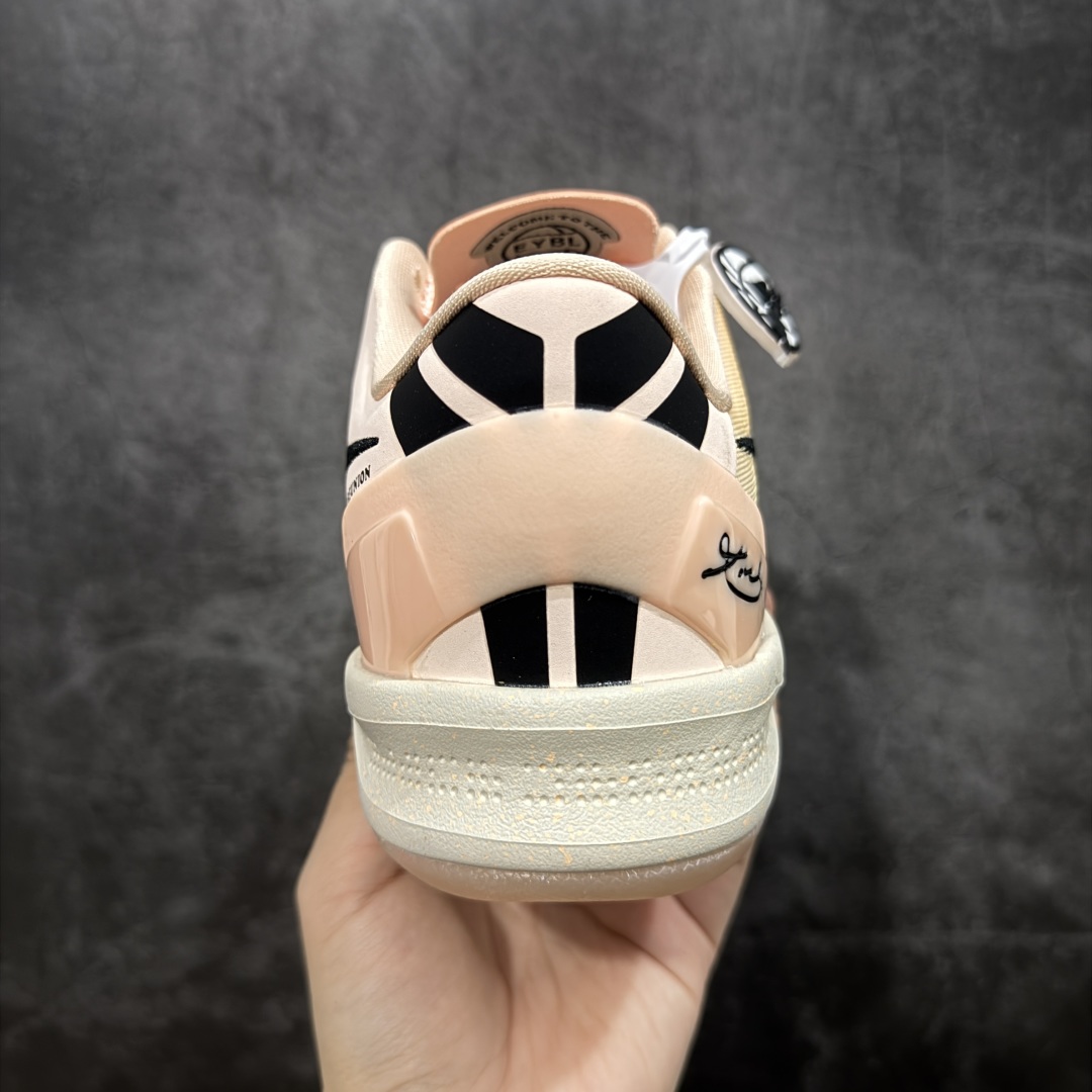 图片[4]-【灭世海外版】NK Zoom Kobe Ⅷ System 科比8代复刻实战运动低帮文化篮球鞋 水蜜桃！ 货号：HQ3138-800！ 尺码：39-47.5！ 纯原海外版气垫品质吊打各路纯原 气压➕耐久双重保障 前掌ZOOM TURBO➕后掌马蹄Zoom 后掌澎湃脚感无出其右 全套冲刀改版 鞋型还原度95% 宽脚选手必入货品 鞋头2.5mm上翘空间 不挤脚 完美释放脚趾活动空间 正码正拍 脚型适配性 市场最强没有之一 鞋面工艺全新升级 100%对标正品 原厂聚氨酯蛇鳞 珠光密度同步正品 Swoosh喷漆工艺 还原度接近100% 全新后跟TPU模具 正确S型弧度 区分市场纯原（市场纯原采用公版模具 后跟TPU几乎无弧度）国产天花板橡胶配方 抓地力爆炸 海外口碑炸裂 鞋舌LOGO正确内嵌压印 原厂碳板 正确原盒 厚积薄发 王者归来 拒绝杀猪 拒绝套路 灭世纯原海外版科比系列 致力打造实战第一标杆！-选品中心