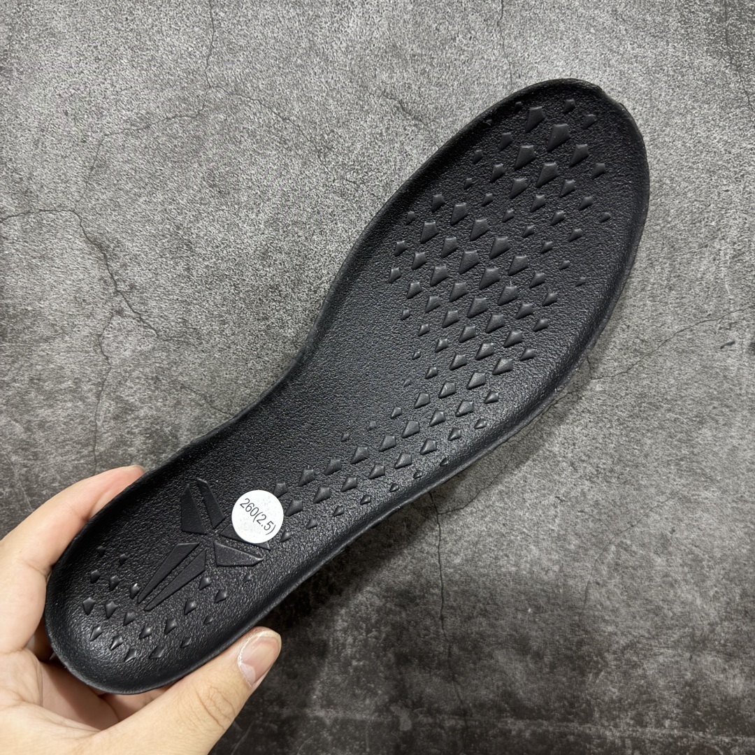 图片[8]-【灭世海外版】NK Zoom Kobe Ⅷ System 科比8代复刻实战运动低帮文化篮球鞋 水蜜桃！ 货号：HQ3138-800！ 尺码：39-47.5！ 纯原海外版气垫品质吊打各路纯原 气压➕耐久双重保障 前掌ZOOM TURBO➕后掌马蹄Zoom 后掌澎湃脚感无出其右 全套冲刀改版 鞋型还原度95% 宽脚选手必入货品 鞋头2.5mm上翘空间 不挤脚 完美释放脚趾活动空间 正码正拍 脚型适配性 市场最强没有之一 鞋面工艺全新升级 100%对标正品 原厂聚氨酯蛇鳞 珠光密度同步正品 Swoosh喷漆工艺 还原度接近100% 全新后跟TPU模具 正确S型弧度 区分市场纯原（市场纯原采用公版模具 后跟TPU几乎无弧度）国产天花板橡胶配方 抓地力爆炸 海外口碑炸裂 鞋舌LOGO正确内嵌压印 原厂碳板 正确原盒 厚积薄发 王者归来 拒绝杀猪 拒绝套路 灭世纯原海外版科比系列 致力打造实战第一标杆！-选品中心