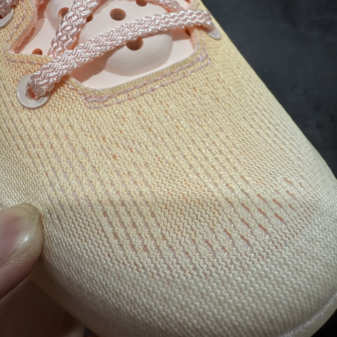 图片[5]-【灭世海外版】NK Zoom Kobe Ⅷ System 科比8代复刻实战运动低帮文化篮球鞋 水蜜桃！ 货号：HQ3138-800！ 尺码：39-47.5！ 纯原海外版气垫品质吊打各路纯原 气压➕耐久双重保障 前掌ZOOM TURBO➕后掌马蹄Zoom 后掌澎湃脚感无出其右 全套冲刀改版 鞋型还原度95% 宽脚选手必入货品 鞋头2.5mm上翘空间 不挤脚 完美释放脚趾活动空间 正码正拍 脚型适配性 市场最强没有之一 鞋面工艺全新升级 100%对标正品 原厂聚氨酯蛇鳞 珠光密度同步正品 Swoosh喷漆工艺 还原度接近100% 全新后跟TPU模具 正确S型弧度 区分市场纯原（市场纯原采用公版模具 后跟TPU几乎无弧度）国产天花板橡胶配方 抓地力爆炸 海外口碑炸裂 鞋舌LOGO正确内嵌压印 原厂碳板 正确原盒 厚积薄发 王者归来 拒绝杀猪 拒绝套路 灭世纯原海外版科比系列 致力打造实战第一标杆！-选品中心