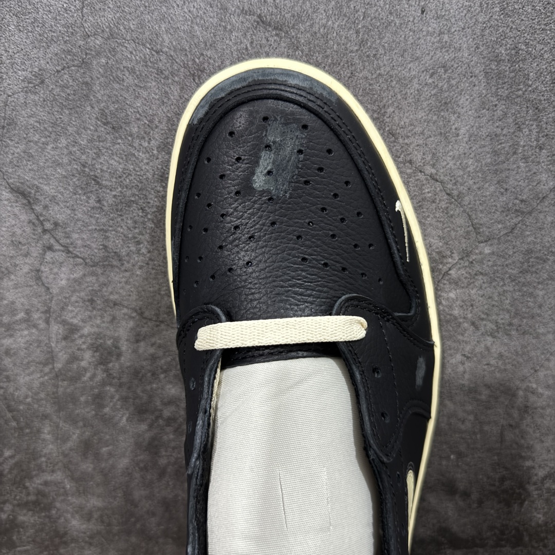 图片[5]-【KZ纯原】Nigel Sylvester x Air Jordan 1 Low OG Nitro \”Better With Time\” 低帮 黑白红 AJ1低邦 白黑红 尿渍2.0 男女同款 乔丹篮球鞋系列 国内一线头部知名大厂出品 高端外贸零售专供品质 原鞋原楦头纸板开发 原厂防尘纸 极致一眼正品既视感 以\”Better With Time\”（随时间而愈佳）为核心概念，通过刻意做旧工艺模拟BMX 运动自然磨损，黑色粒面皮革搭配人工刮痕、擦色，模仿长期骑行后的斑驳感，最特别的是刻意但不夸张的做旧处理；米白色的Swoosh Logo标志为整体增添了几分复古美感，而鞋垫与鞋舌上的\”Bike Air\”标志以及鞋身内衬的\”JJordan Biking Co. EST. 2017\”字样，则彰显了其联名身份；后跟Wings Logo则以米黄色压印呈现，鞋头外侧添加金属金色Mini Swoosh Logos，兼具辨识度与反光实用性；最后以氧化泛黄中底搭配红色橡胶外底完善整体设计收尾。 货号：IB8958-001 尺码：36-47.5带半码-选品中心