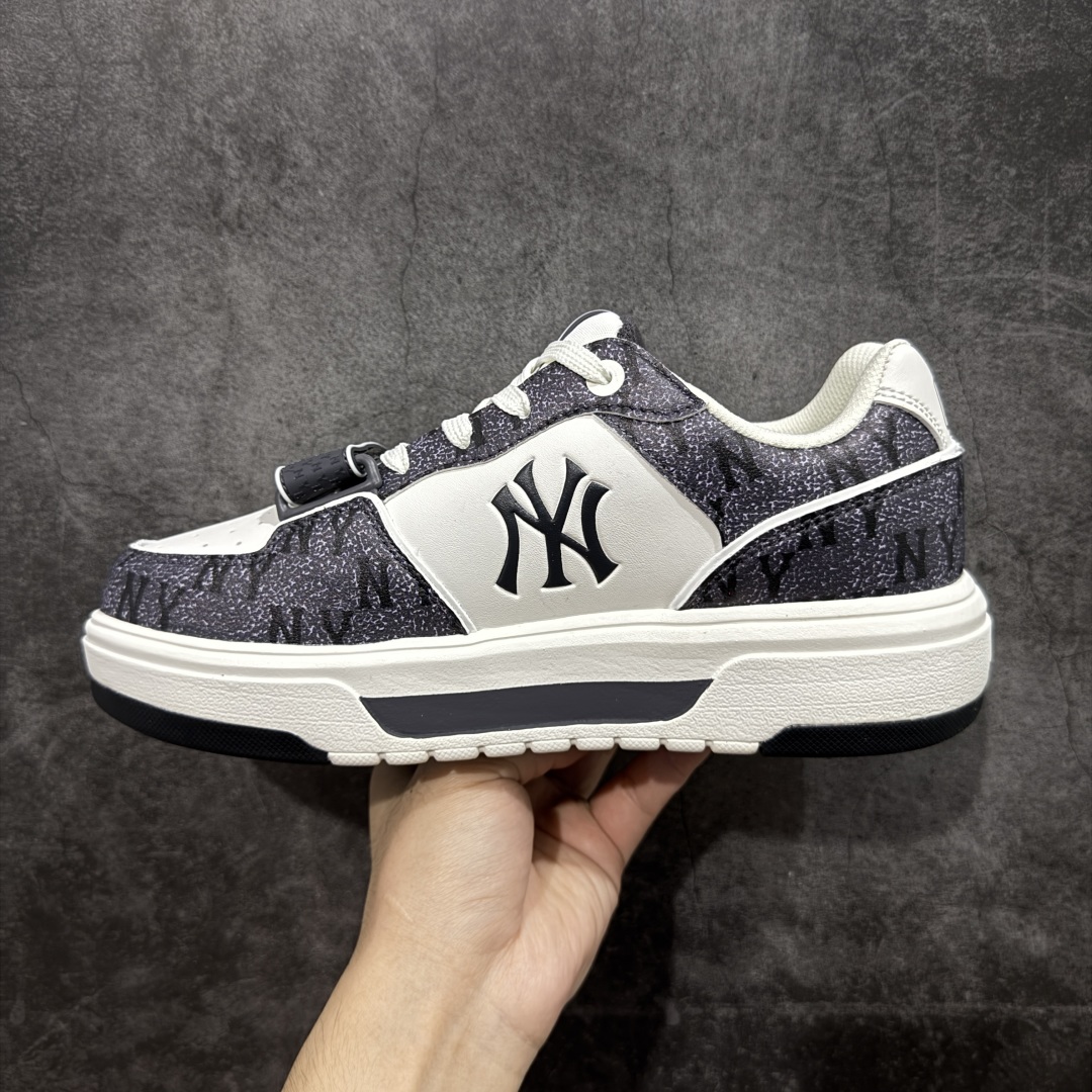 图片[2]-【纯原订单】MLB Chunky Liner Basic NY复古印花学长鞋系列低帮轻量增高厚底百搭休闲运动慢跑鞋板鞋 Korea韩国联名NY美国榄球纽约洋基队限定 市场第一梯队品质 韩国代购版本 MLB专用菱形双针中底布 重点细节中底布带注胶孔 原厂NFC感应吊牌 支持鉴定 一个两位数 原盒原标 全套原楦原纸板原厂数据开发 中韩文保养标贴 绿色防霉片 平台代购专供 独家一比一RB+MD组合大底 高频后跟小人Logo精准对位立体饱满 正确网布加超迁鞋面 转印中底走线紧密 转印Logo工艺表层防刮不掉色 尺码：36 36.5 37.5 38 38.5 39 40 40.5 41 42 42.5 43 44 44.5 45-选品中心