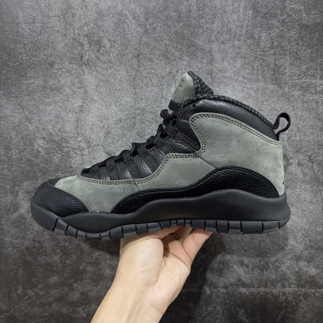 图片[2]-【外贸纯原】Air Jordan 10 OG“Steel”2025复刻 aj10黑棕色 HJ6779-001 市场首发版本 高端品质 头层原厂皮料 原盒包装 圈内知名口碑大厂出品 原楦原纸板 原厂皮料 原厂碳板打造 极致一眼正品既视感 高端外贸零售专供品质 尺码：40 40.5 41 42 42.5 44 44.5 45 46 47.5-选品中心