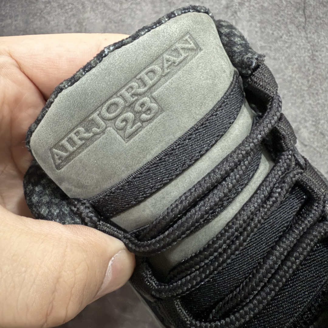 图片[5]-【外贸纯原】Air Jordan 10 OG“Steel”2025复刻 aj10黑棕色 HJ6779-001 市场首发版本 高端品质 头层原厂皮料 原盒包装 圈内知名口碑大厂出品 原楦原纸板 原厂皮料 原厂碳板打造 极致一眼正品既视感 高端外贸零售专供品质 尺码：40 40.5 41 42 42.5 44 44.5 45 46 47.5-选品中心