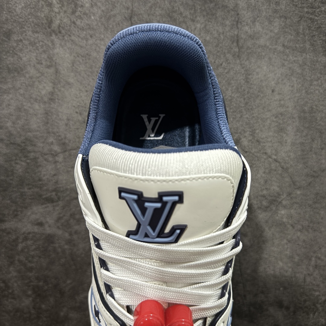 图片[8]-【广东纯原版本】LV Louis Vuitton Trainer 限定联名 低帮休闲板鞋 代购级别 ZP级全套包装 原版购入历时近两个月开发打造！ 经典多拼色超好看 原版完美楦型 调试了两个月 鞋面独家订制压纹粒面小牛皮 大底TPU、模具费2w+ 质感媲美原版 垫脚聚米微料加透气英伦网布 细节原版一致 ❗️请注意区分市面通货材料 版型 包装配件 尺码： 38 39 40 41 42 43 44 45 46-选品中心