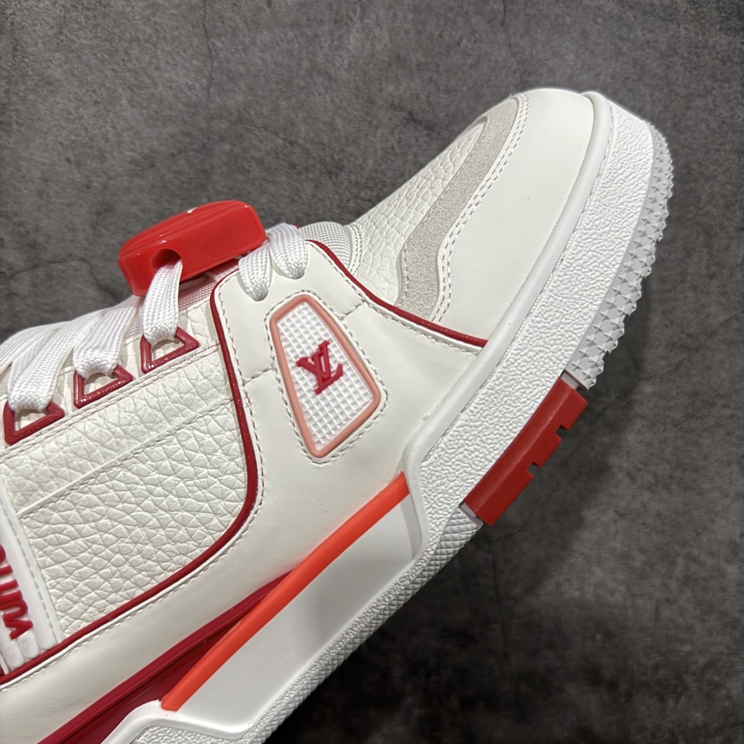 图片[6]-【广东纯原版本】LV Louis Vuitton Trainer 限定联名 低帮休闲板鞋 代购级别 ZP级全套包装 原版购入历时近两个月开发打造！ 经典多拼色超好看 原版完美楦型 调试了两个月 鞋面独家订制压纹粒面小牛皮 大底TPU、模具费2w+ 质感媲美原版 垫脚聚米微料加透气英伦网布 细节原版一致 ❗️请注意区分市面通货材料 版型 包装配件 尺码： 38 39 40 41 42 43 44 45 46-选品中心