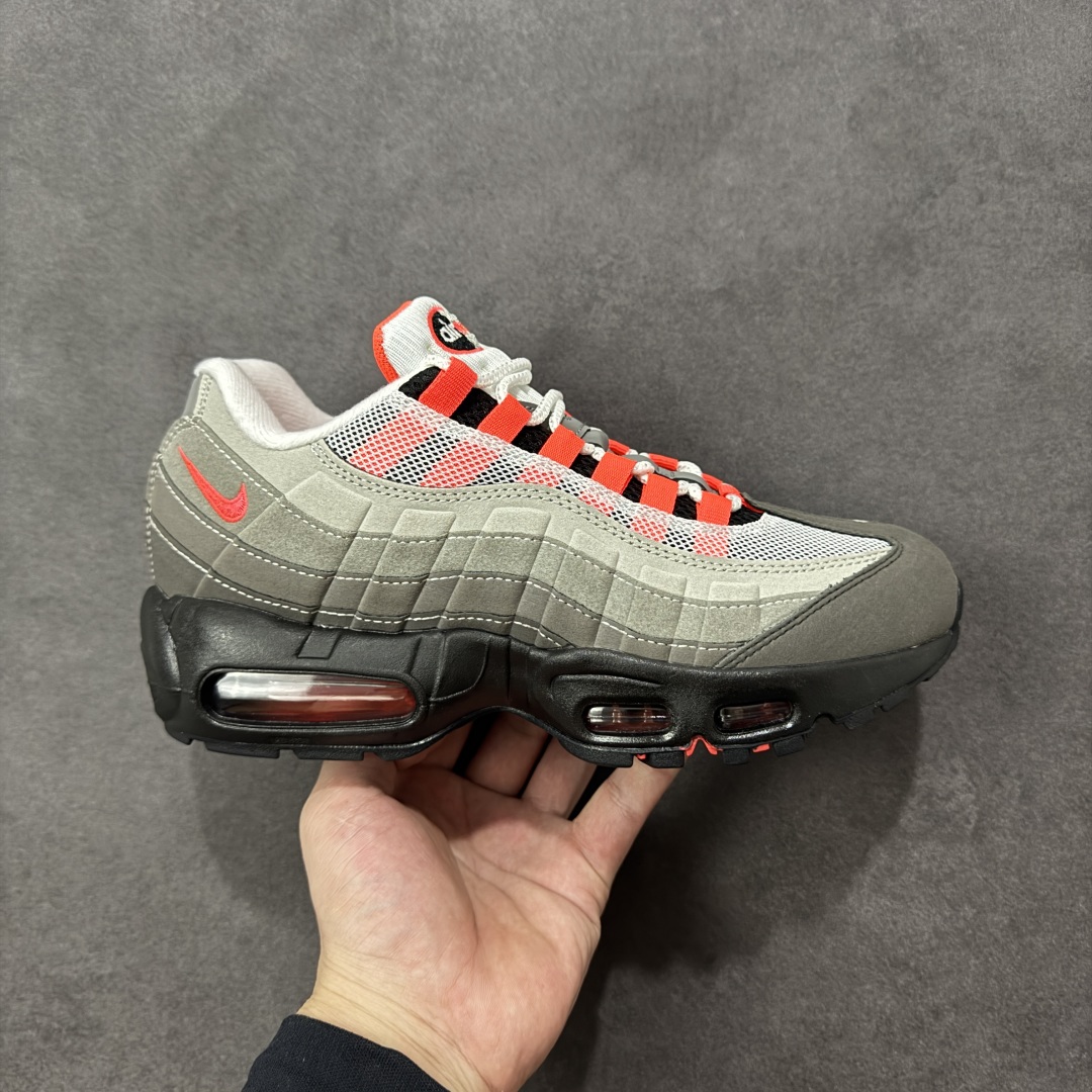 【公司级】NK Air Max 95 OG 联名复古舒适气垫运动鞋 AT2865-100 男鞋真标半码制 原楦原纸版数据开发 环保进口透气牛皮革材质 高弹EVA缓震中底组合开窗式Air气垫装置 外置防滑耐磨橡胶外底❗ 尺码:40 40.5 41 42 42.5 43 44 44.5 45 46 47.5-选品中心