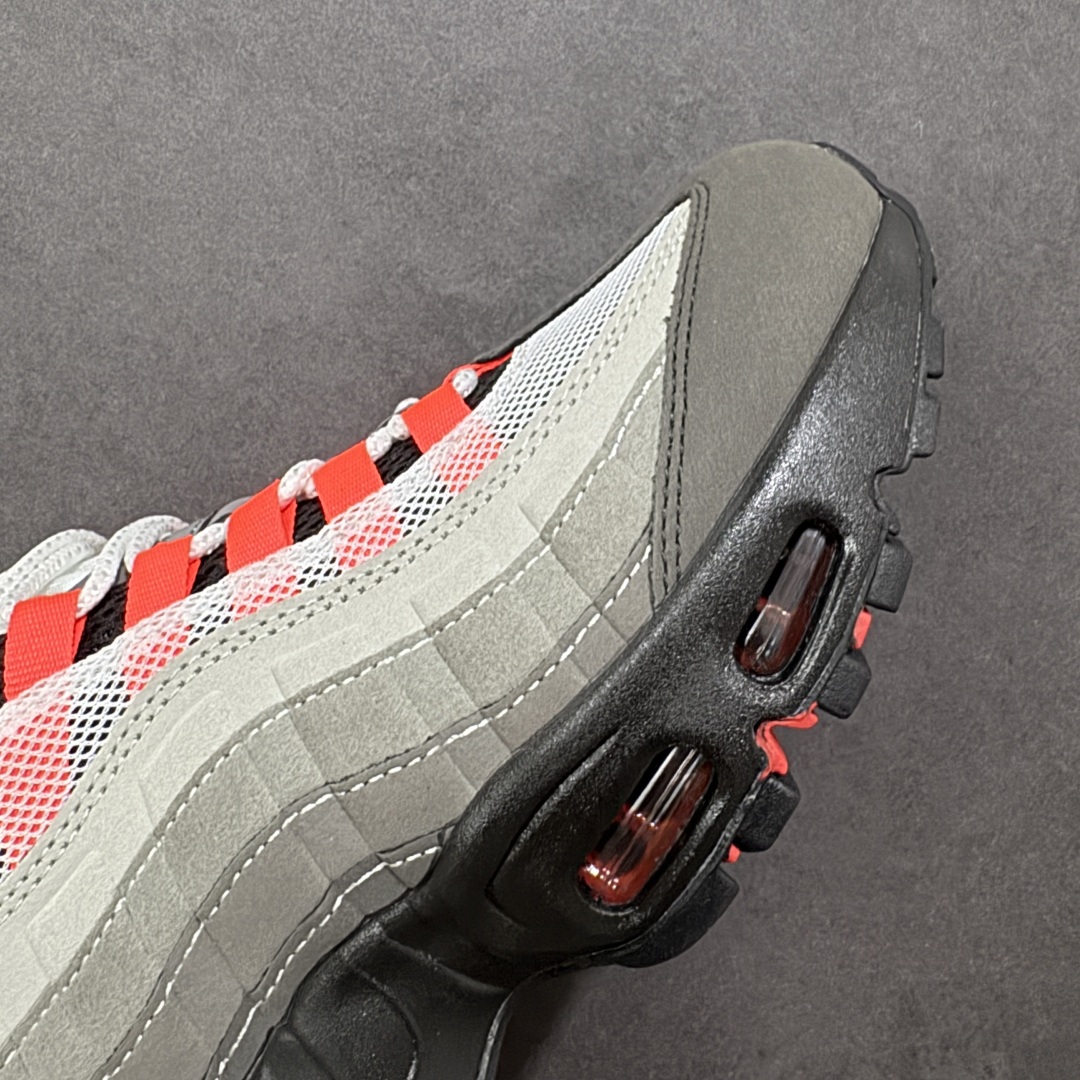 图片[5]-【公司级】NK Air Max 95 OG 联名复古舒适气垫运动鞋 AT2865-100 男鞋真标半码制 原楦原纸版数据开发 环保进口透气牛皮革材质 高弹EVA缓震中底组合开窗式Air气垫装置 外置防滑耐磨橡胶外底❗ 尺码：40 40.5 41 42 42.5 43 44 44.5 45 46 47.5-选品中心