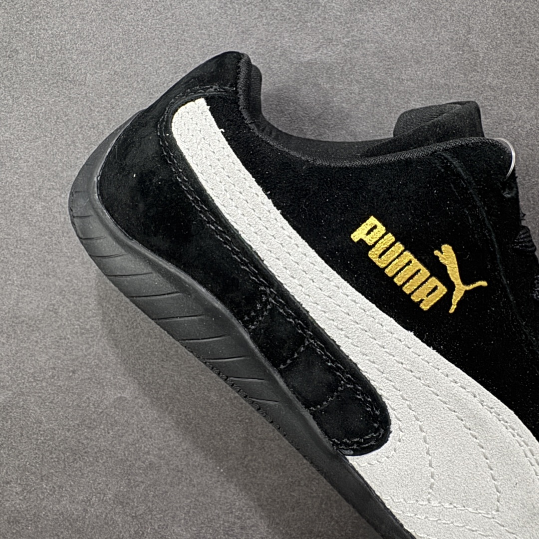 图片[6]-【公司级】PUMA Speedcat 彪马 低帮 男女同款 防滑耐磨低邦训练鞋生活休闲鞋赛车鞋 在本次复刻版本中，Speedcat OG鞋款以质感麂皮材质归来，向F1赛车队的标志性队服致敬。细节设计上，鞋头部位精心绣制了PUMA标志性的美洲狮Logo图案，而鞋舌与Formstrip上方则巧妙地融入了白色Puma及品牌Logo，为鞋款增添一抹奢华感。侧面白色流线型LLogo加上白色Puma字样，值得一提的是，全新Speedcatn OG鞋款忠于经典原版设计，保留窄版廓形以及格调鲜明的薄底构造，重塑风靡一时的千禧美学；这不仅是对经典的一次致敬，也预示着Speedcat将再次迎来崭新的黄金时代，引领薄底鞋时尚新风潮。 货号：398846-04 尺码：35.5-45带半码 编码：LNHB200210-选品中心