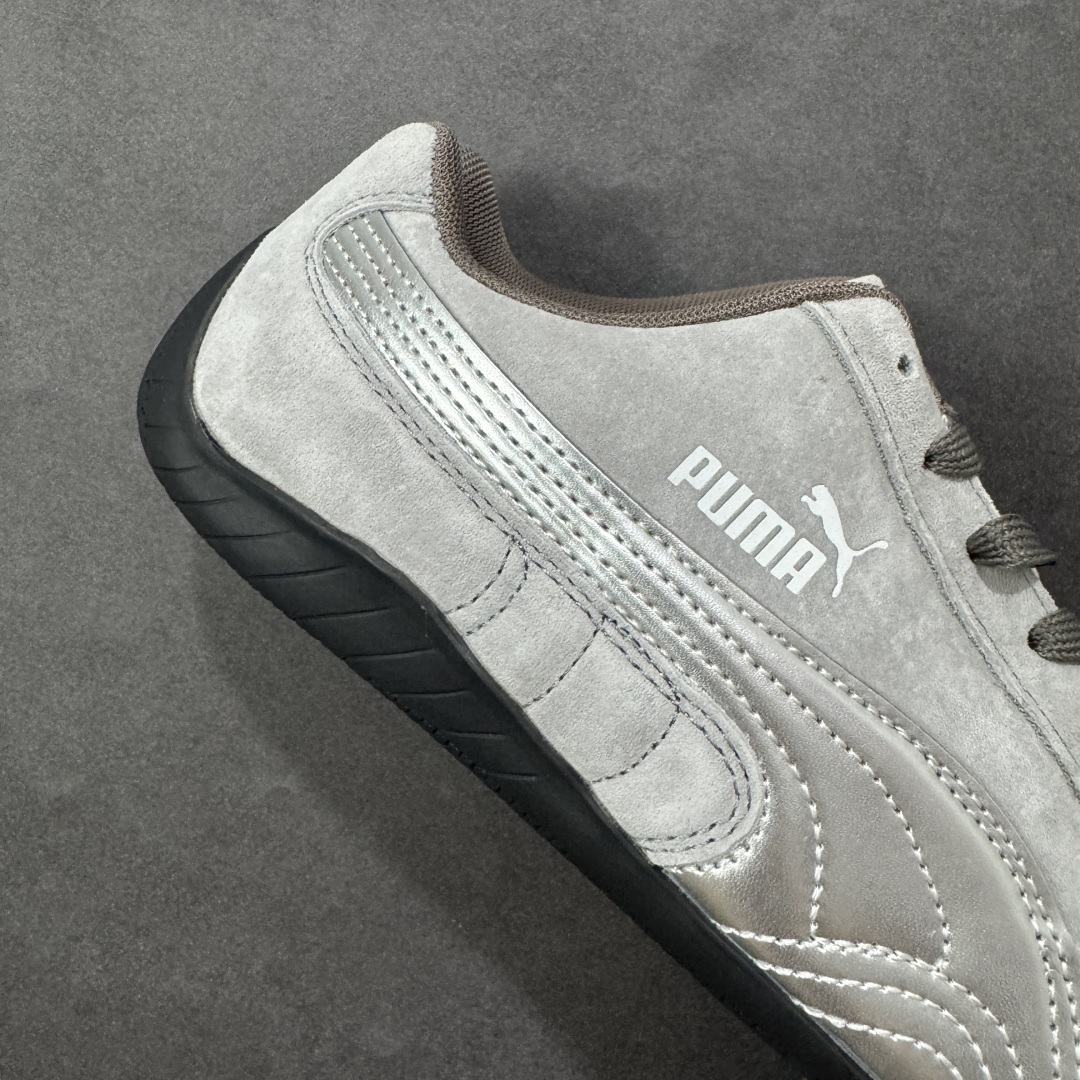 图片[6]-【公司级】PUMA Speedcat 彪马 低帮 男女同款 防滑耐磨低邦训练鞋生活休闲鞋赛车鞋 在本次复刻版本中，Speedcat OG鞋款以质感麂皮材质归来，向F1赛车队的标志性队服致敬。细节设计上，鞋头部位精心绣制了PUMA标志性的美洲狮Logo图案，而鞋舌与Formstrip上方则巧妙地融入了白色Puma及品牌Logo，为鞋款增添一抹奢华感。侧面白色流线型LLogo加上白色Puma字样，值得一提的是，全新Speedcatn OG鞋款忠于经典原版设计，保留窄版廓形以及格调鲜明的薄底构造，重塑风靡一时的千禧美学；这不仅是对经典的一次致敬，也预示着Speedcat将再次迎来崭新的黄金时代，引领薄底鞋时尚新风潮。 货号：404385-01 尺码：35.5-45带半码 编码：LNHB200210-选品中心
