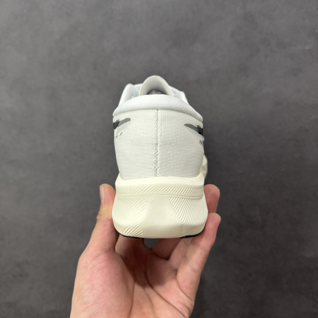 图片[4]-【升级版】Asics 亚瑟士MAGIC SPEED 4稳定跑鞋 鞋面采用双层提花网面设计，提高包裹性和透气性，后跟搭载稳定系统科技T-GEL提升整体支撑力和结构感，减少对身体带来的冲击负荷，创新中底至轻回弹 尺码：36-45 含半码-选品中心