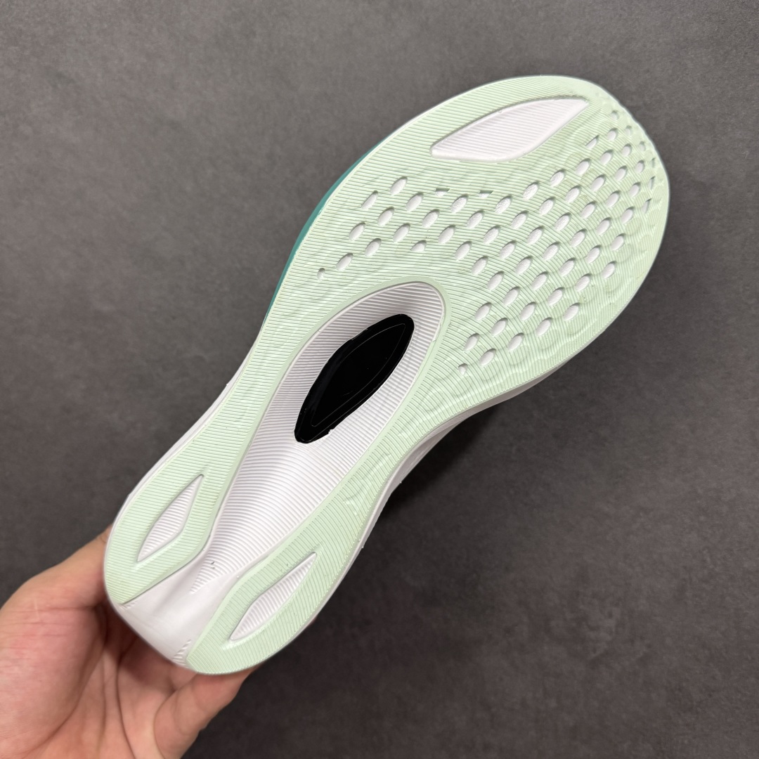 图片[9]-【升级版】Asics 亚瑟士MAGIC SPEED 4稳定跑鞋 鞋面采用双层提花网面设计，提高包裹性和透气性，后跟搭载稳定系统科技T-GEL提升整体支撑力和结构感，减少对身体带来的冲击负荷，创新中底至轻回弹 尺码：36-45 含半码-选品中心