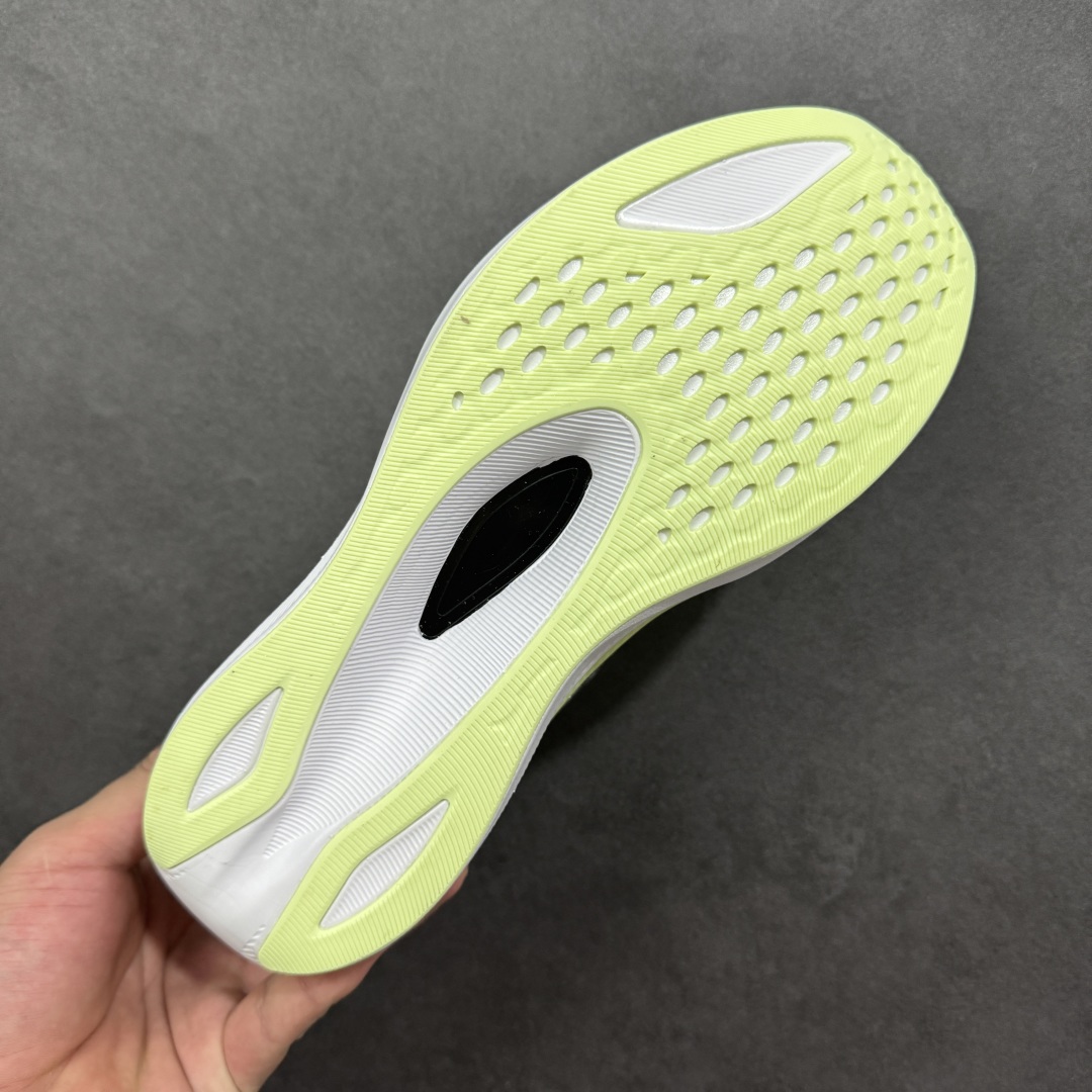 图片[9]-【升级版】Asics 亚瑟士MAGIC SPEED 4稳定跑鞋 鞋面采用双层提花网面设计，提高包裹性和透气性，后跟搭载稳定系统科技T-GEL提升整体支撑力和结构感，减少对身体带来的冲击负荷，创新中底至轻回弹 尺码：36-45 含半码-选品中心