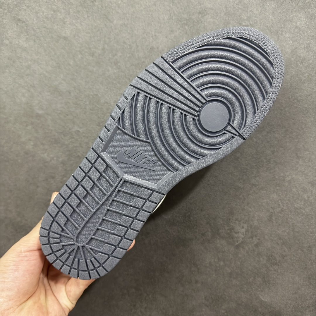 图片[9]-【公司级头层】Nike Air Jordan 1 Retro Low OG AJ1乔1 低帮休闲运动板鞋 市场唯一独家头层皮打造 原鞋原档案开发 原厂皮料 原档冲孔鞋头 正确满胶鞋垫 四线拉帮 原厂织唛标 鞋舌高弹海绵填充 货号：553558-145 尺码：36 36.5 37.5 38 38.5 3940 40.5 41 42 42 42.5 43 44 45 46 编码：GLB210220-选品中心