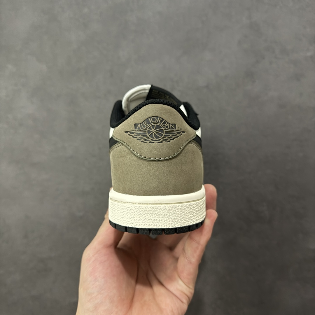 图片[4]-【公司级头层】Nike Air Jordan 1 Retro Low OG AJ1乔1 低帮休闲运动板鞋 市场唯一独家头层皮打造 原鞋原档案开发 原厂皮料 原档冲孔鞋头 正确满胶鞋垫 四线拉帮 原厂织唛标 鞋舌高弹海绵填充 货号：CZ0790-012 尺码：36 36.5 37.5 38 38.5 3940 40.5 41 42 42 42.5 43 44 45 46 编码：GLB210220-选品中心