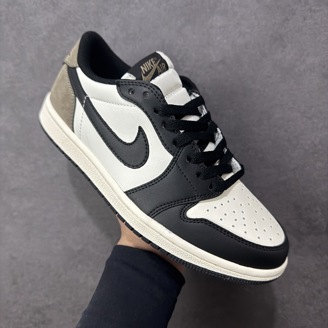 图片[3]-【公司级头层】Nike Air Jordan 1 Retro Low OG AJ1乔1 低帮休闲运动板鞋 市场唯一独家头层皮打造 原鞋原档案开发 原厂皮料 原档冲孔鞋头 正确满胶鞋垫 四线拉帮 原厂织唛标 鞋舌高弹海绵填充 货号：CZ0790-012 尺码：36 36.5 37.5 38 38.5 3940 40.5 41 42 42 42.5 43 44 45 46 编码：GLB210220-选品中心