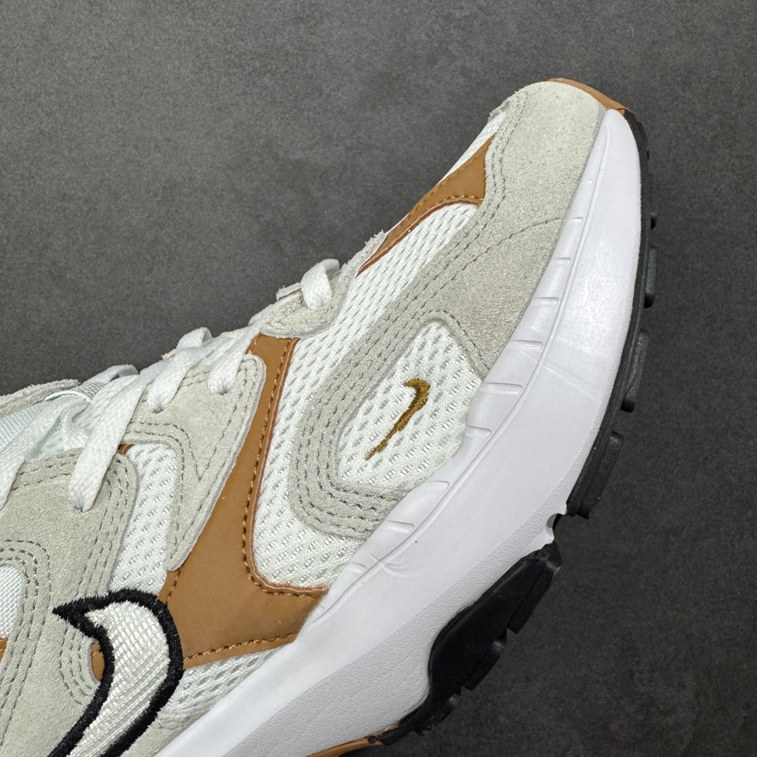 图片[5]-【公司级】耐克NK AIR PEGASUS AL8舒适百搭耐磨透气低帮跑步鞋时尚厚底老爹鞋 专为跑者打造的熟悉弹力脚感再度回归 助你攻克各种目标 再不然 也能为你增添足下风采 AL8版保有你喜爱的灵敏度和适中支撑力 以及发想自 2000 年代初期跑者们的飘逸造型 鞋面采用皮革和网眼布材质打造 搭配上侧面的线条设计 十分吸睛 中底搭载了Air气垫 保证舒适的脚感反馈 货号：FJ3794-200 尺码：36 36.5 37.5 38 38.5 39 40 40.5 41 42 42.5 43 44 45-选品中心