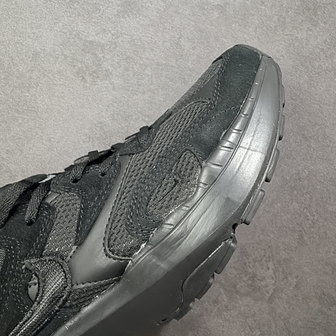 图片[5]-【公司级】耐克NK AIR PEGASUS AL8舒适百搭耐磨透气低帮跑步鞋时尚厚底老爹鞋 专为跑者打造的熟悉弹力脚感再度回归 助你攻克各种目标 再不然 也能为你增添足下风采 AL8版保有你喜爱的灵敏度和适中支撑力 以及发想自 2000 年代初期跑者们的飘逸造型 鞋面采用皮革和网眼布材质打造 搭配上侧面的线条设计 十分吸睛 中底搭载了Air气垫 保证舒适的脚感反馈 货号：FJ3794-100 尺码：36 36.5 37.5 38 38.5 39 40 40.5 41 42 42.5 43 44 45-选品中心