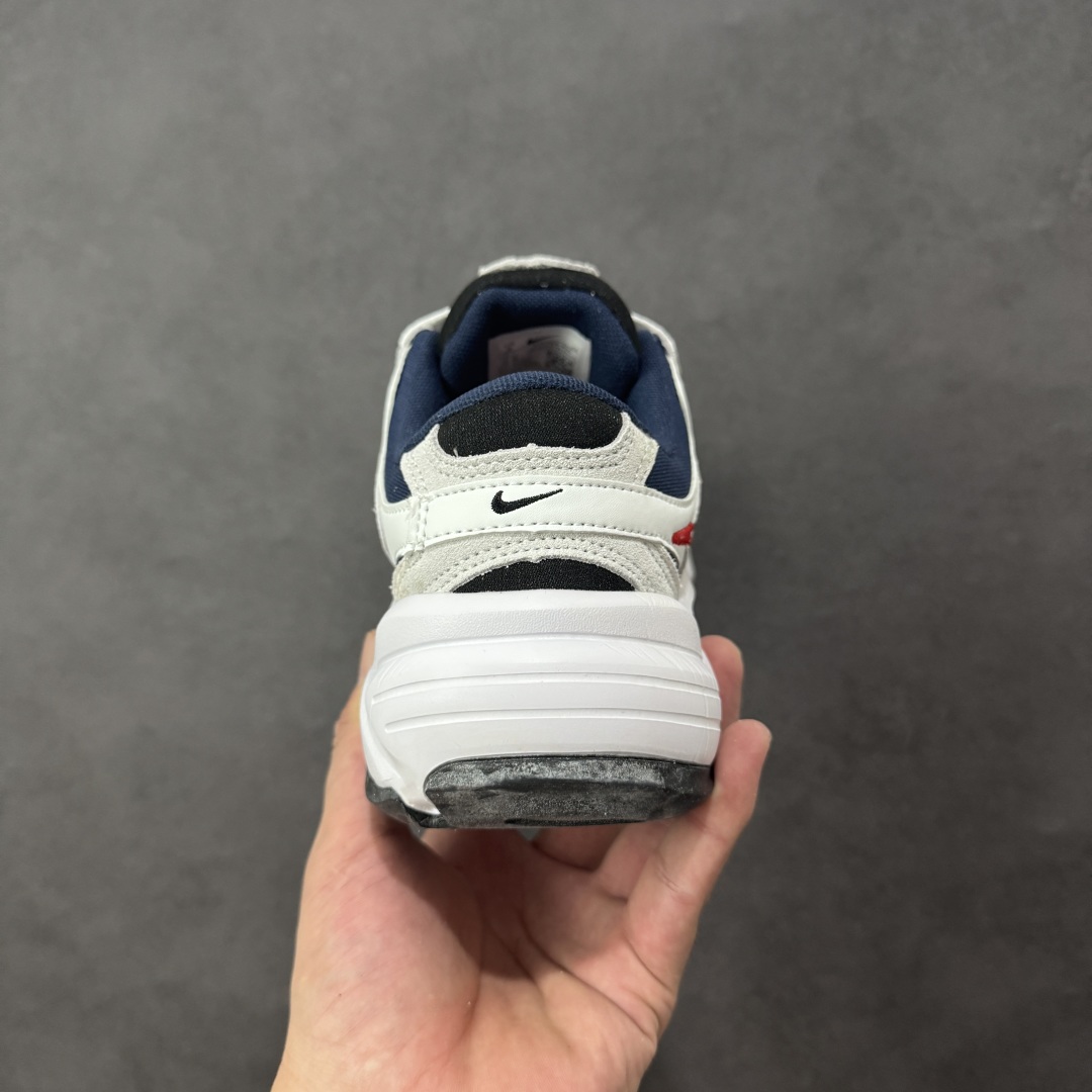 图片[4]-【公司级】耐克NK AIR PEGASUS AL8舒适百搭耐磨透气低帮跑步鞋时尚厚底老爹鞋 专为跑者打造的熟悉弹力脚感再度回归 助你攻克各种目标 再不然 也能为你增添足下风采 AL8版保有你喜爱的灵敏度和适中支撑力 以及发想自 2000 年代初期跑者们的飘逸造型 鞋面采用皮革和网眼布材质打造 搭配上侧面的线条设计 十分吸睛 中底搭载了Air气垫 保证舒适的脚感反馈 货号：FJ3794-400 尺码：36 36.5 37.5 38 38.5 39 40 40.5 41 42 42.5 43 44 45-选品中心