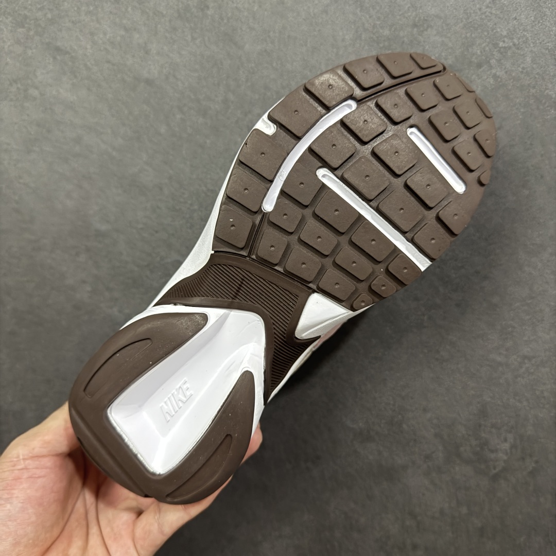 图片[9]-【公司级】耐克NK AIR PEGASUS AL8舒适百搭耐磨透气低帮跑步鞋时尚厚底老爹鞋 专为跑者打造的熟悉弹力脚感再度回归 助你攻克各种目标 再不然 也能为你增添足下风采 AL8版保有你喜爱的灵敏度和适中支撑力 以及发想自 2000 年代初期跑者们的飘逸造型 鞋面采用皮革和网眼布材质打造 搭配上侧面的线条设计 十分吸睛 中底搭载了Air气垫 保证舒适的脚感反馈 货号：HM3691-130 尺码：36 36.5 37.5 38 38.5 39 40 40.5 41 42 42.5 43 44 45-选品中心