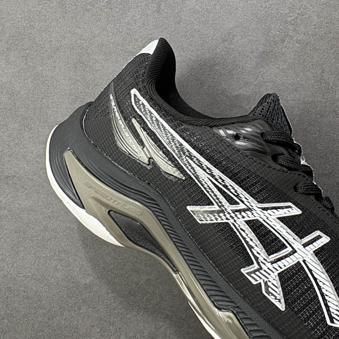 图片[6]-【公司级】亚瑟士Asics NETBURNER BALLISTIC FF 4 舒适百搭简约时尚 低帮 训练鞋 男女款运动跑步鞋 亚瑟士 ASICS GEL-NETBURNER BALLISTIC FF 4 是专为排球运动设计的专业鞋款，2025年8月推出的升级版在性能和舒适性方面均有显著提升。 核心升级亮点了包裹性与透气性：采用无缝柔韧网布鞋面，贴合度提升30%，同时通过动态束带设计实现足弓横向偏移量仅1.8mm，保持运动稳定性。 推进力与抓地力：鞋底纹路结合Precision Sole与X-Guidance设计，多方向抓地力提升25%，尤其在转折和加速场景中表现更优。 中底技术：FlyteFoam材质实现落地回弹率提升18%，配合SpeedTruss结构增强横向移动稳定性，适合快速移动场景。 适用场景点适合追求快速移动、多方向切换的排球运动员，尤其推荐给需要横向移动稳定性支撑的球员。 尺码： 36-45含半码 编码： AMB250260-选品中心