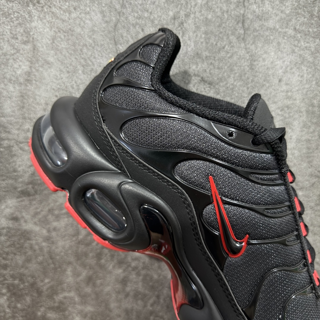图片[7]-【Max纯原版】Nike Air Max Plus TN气垫系列跑鞋 全新一比一高端版本 真正的市场T1品质 更多配色陆续出货 真正的用心研发 一点一点抠出来的 品质 品控细节 随便闭眼对比市场任何版本 全套原纸板楦头开发 完美呈现版型 工艺流程均与原鞋保持一致 Turned Air 中底缓震技术 鞋面弧度与大底弧度一致 鞋头正确TPU材质 鞋面高频TPU材质1.0厚度 原鞋一致层次感 超越公司货的品控标准 多道QC质检 货号：IM4868-010 尺码：36 36.5 37.5 38 38.5 39 40 40.5 41 42 42.5 43 44 44.5 45 46-选品中心