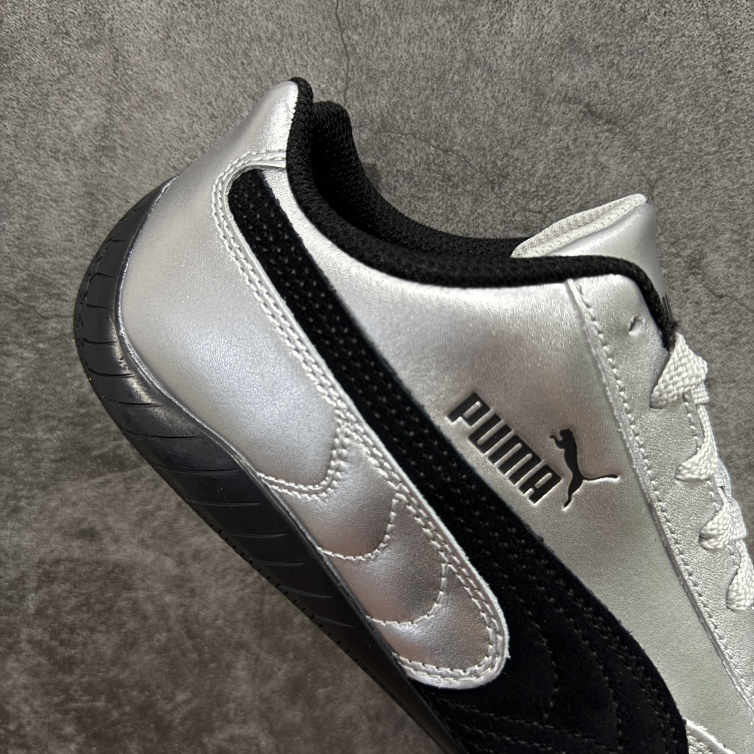 图片[7]-【渠道纯原版】Puma Speedcat OG Sparco 彪马罗马阿莫尔系列 复古运动休闲赛车跑鞋 黑银 目前市场最优版本 无论是版型 细节 烫金走线 完全碾压市场任意版本 欢迎对比🆚 工厂耗时3个月开发 原装档案原数据纸版楦型 采用固色翻毛皮鞋面材质(正确二次成型\’猛帮\’成型工艺🆚区别市面版本!!) 外置原数据开发轻量耐磨橡胶大底💪🏻 全球知名运动品牌PUMA宝马赛车系列 融合了宝马车队的标志性配色 以趣味十足又前卫复古的设计引领潮流 将赛道精神融入街头时尚 开启前卫竞速之旅 主打前卫复古风 Roma鞋款的鞋侧以复古的流线造型 缀以宝马经典Logo 巧妙吸睛 而Speedcat鞋款以亮眼三色条纹元素缀以舒适鞋面 赋予了独特的个性美学 演绎赛车的无尽能量 尺码：35.5-45 货号：403689-01-选品中心