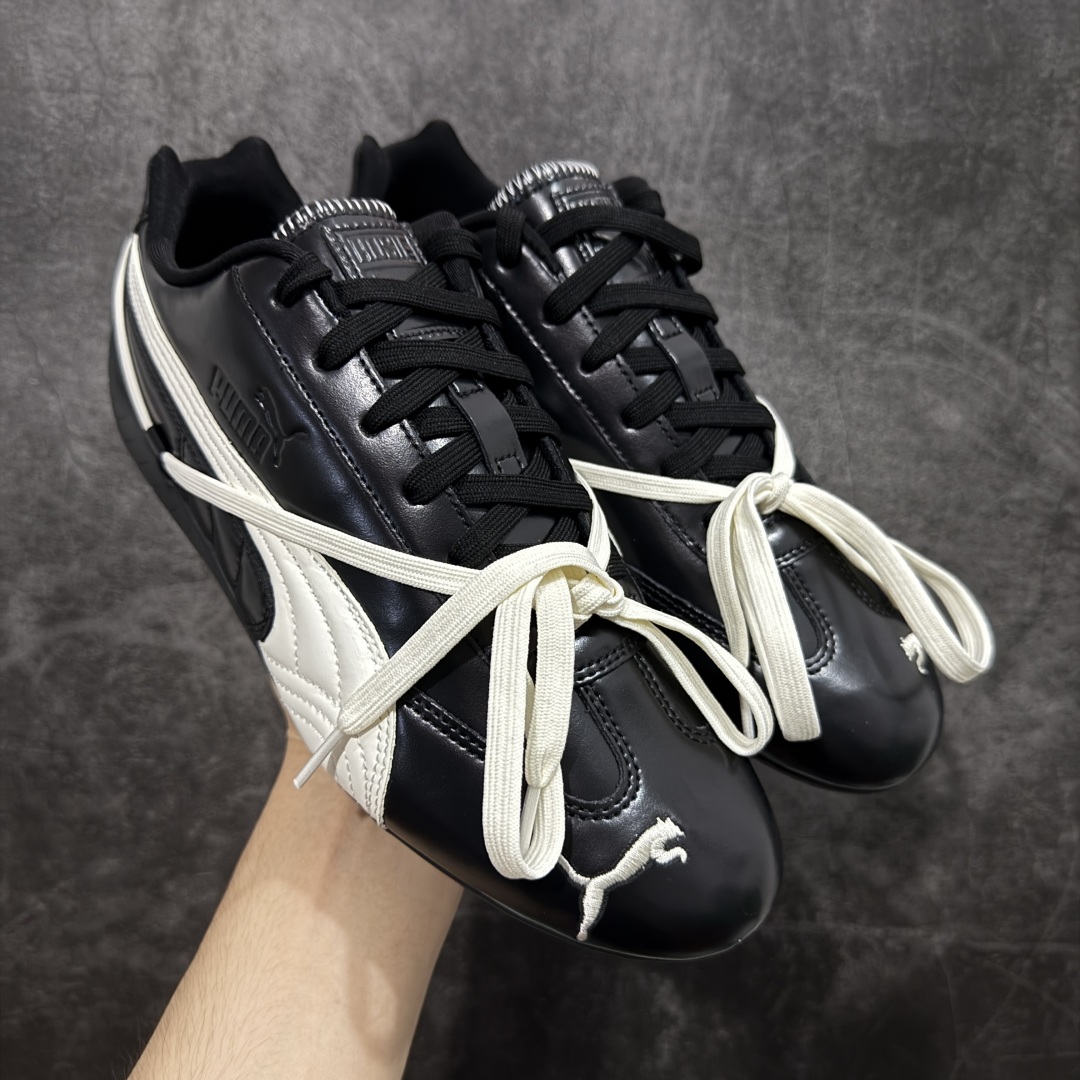 【Top版本】Rose x Puma Speedcat 联名款 极速赛车系列彪马低帮生活休闲鞋 404391-01  市场第一梯队品质 顶级头层皮料 顶尖完美复刻公司货版本 组合大底 亮黑磨砂皮 正确鞋舌Puma Logo 正确鞋垫Puma Logo 正确刺绣Logo 正确加厚五花海玻璃鞋垫 以及全套配件 原厂数据一比一大底 橡胶加切片组合底❗️ 原装档案原数据纸版楦型 防尘袋 配件齐全 二次成型\'猛帮\'成型工艺制作 细节如图所示  尺码:35 36 37 37.5 38 38.5 39 40 40.5 41 42 42.5 43 43.5 44.5 45-选品中心