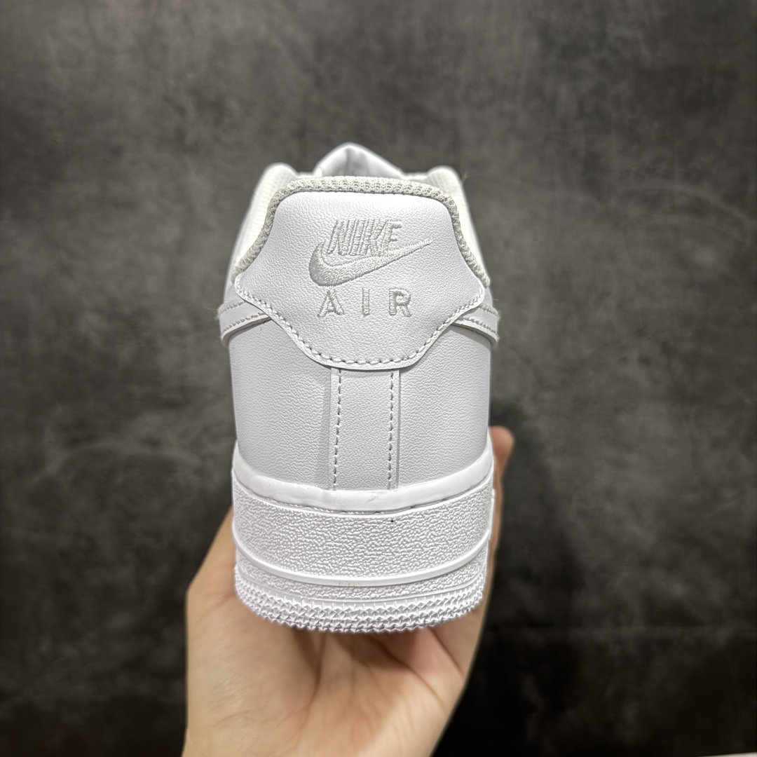 图片[4]-【XE纯原】Air Force 1 Low AF1空军纯白低帮 CW2288-111 抄底的价格 完美品质 完全吊打市场所有同价位上下版本 偏软质头层皮料 完美鞋型 钩子裁边清洁度无敌！ 针车走线图片放大看相当整齐，鞋带口冲孔与鞋头冲孔非常圆润干净 无任何毛边，正确做旧鞋带金属铁片，中底走线 鞋垫刷胶 大底含气垫都是基本操作！独家有货，全码可接！ 尺码：36-46含尖版本 目前此价位你能找到的最优的一个版本没有之一-选品中心