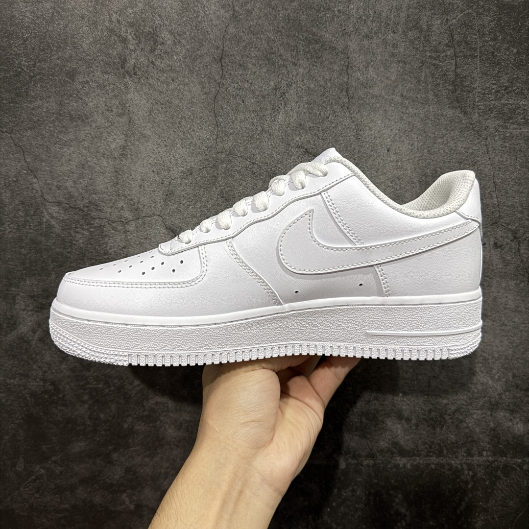 图片[2]-【XE纯原】Air Force 1 Low AF1空军纯白低帮 CW2288-111 抄底的价格 完美品质 完全吊打市场所有同价位上下版本 偏软质头层皮料 完美鞋型 钩子裁边清洁度无敌！ 针车走线图片放大看相当整齐，鞋带口冲孔与鞋头冲孔非常圆润干净 无任何毛边，正确做旧鞋带金属铁片，中底走线 鞋垫刷胶 大底含气垫都是基本操作！独家有货，全码可接！ 尺码：36-46含尖版本 目前此价位你能找到的最优的一个版本没有之一-选品中心