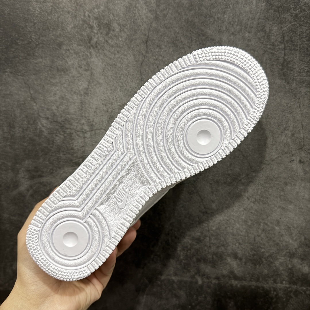 图片[9]-【XE纯原】Air Force 1 Low AF1空军纯白低帮 CW2288-111 抄底的价格 完美品质 完全吊打市场所有同价位上下版本 偏软质头层皮料 完美鞋型 钩子裁边清洁度无敌！ 针车走线图片放大看相当整齐，鞋带口冲孔与鞋头冲孔非常圆润干净 无任何毛边，正确做旧鞋带金属铁片，中底走线 鞋垫刷胶 大底含气垫都是基本操作！独家有货，全码可接！ 尺码：36-46含尖版本 目前此价位你能找到的最优的一个版本没有之一-选品中心