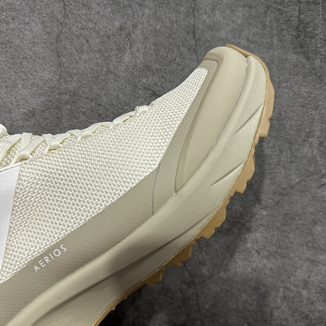 图片[6]-【公司级】Arcteryx始祖鸟 Aerios FL 舒适 防滑耐磨 高帮徒步鞋男款 官方同步 适合技术户外路线单日徒步穿着也可以 aeriosflgtx鞋受到长途野外跑步鞋的启发 适合在变化的地形上进行快速轻快的徒步旅行穿着，舒适而有支撑性，使您充满信心。该设计与脚部融为一体，可最大限度地减少摩擦，gore-tex保护膜网砂，采用gore隐形适体(invisiblefit)技术，更轻薄舒适。敏捷、稳定和技术路线上的自信源于vibram® megagrip外底、压缩eva内底以及一体的tpu。 尺码：39-44-选品中心