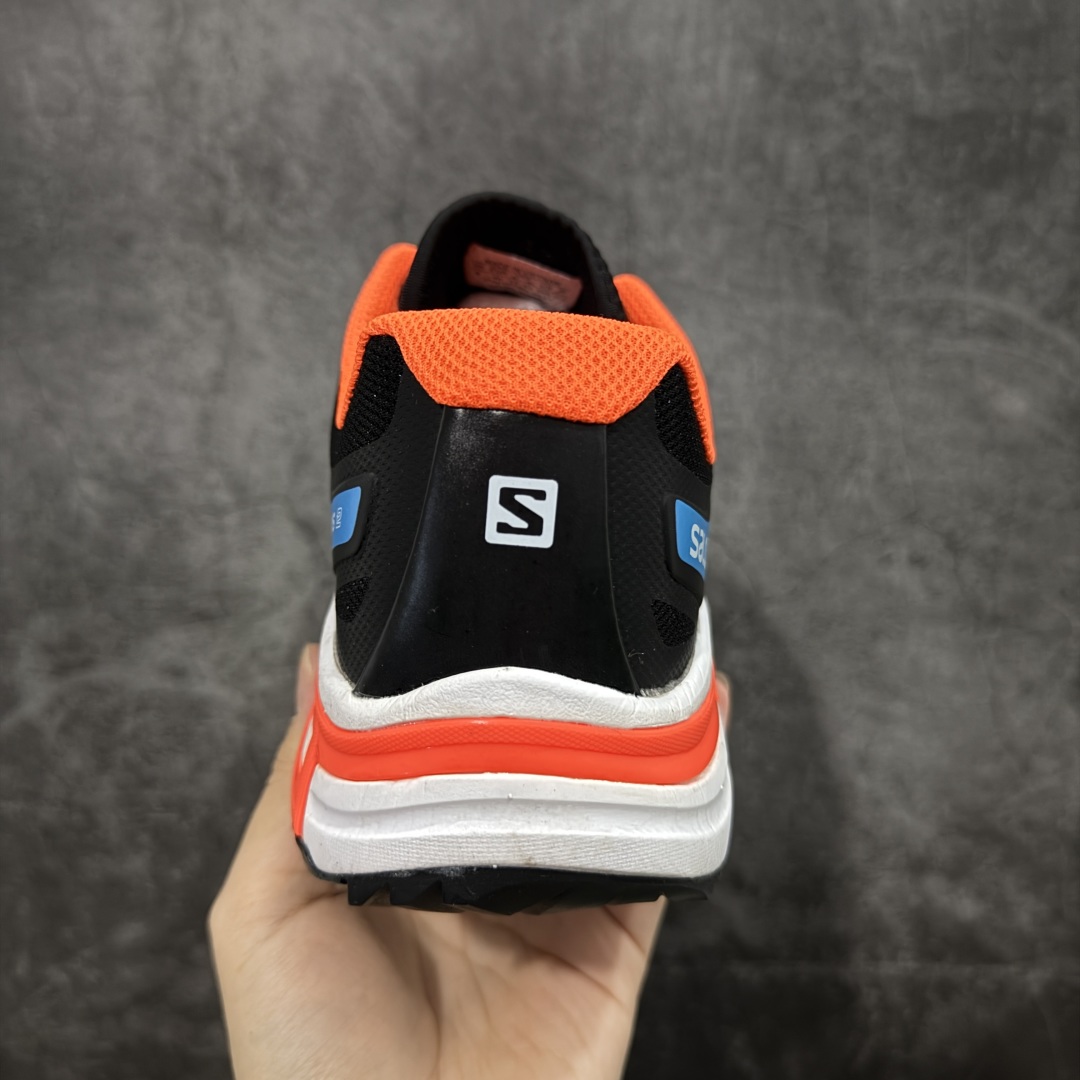 图片[4]-【莞产版本】SALOMON萨洛蒙 XT-Wings 2 Advanced 户外舒适百搭 网布织物减震防滑耐磨透气 低帮跑步鞋 XT-Wings 2采用了萨洛蒙独有的技术，不仅保证了鞋子的耐磨性，还让你在户外探险中保持通风透气，让双脚始终保持清爽舒适。无论是徒步旅行、登山探险还是日常穿搭，它都能为你提供稳定的支撑和舒适的穿着体验！ 低帮设计，有效减轻脚部负担，提供更灵活的穿着感受。无论是在崎岖不平的山路上还是在城市街头漫步，XT-Wings 2都能帮助你自如地驰骋，释放内心对自然的向往！SALOMON﻿萨洛蒙 XT-Wings 2绝对是一款不可错过的户外功能鞋！让它成为你户外探险路上的得力伙伴，让你在每一次冒险中都能感受到自由与激情的碰撞！ 尺码：36-46含半码-选品中心