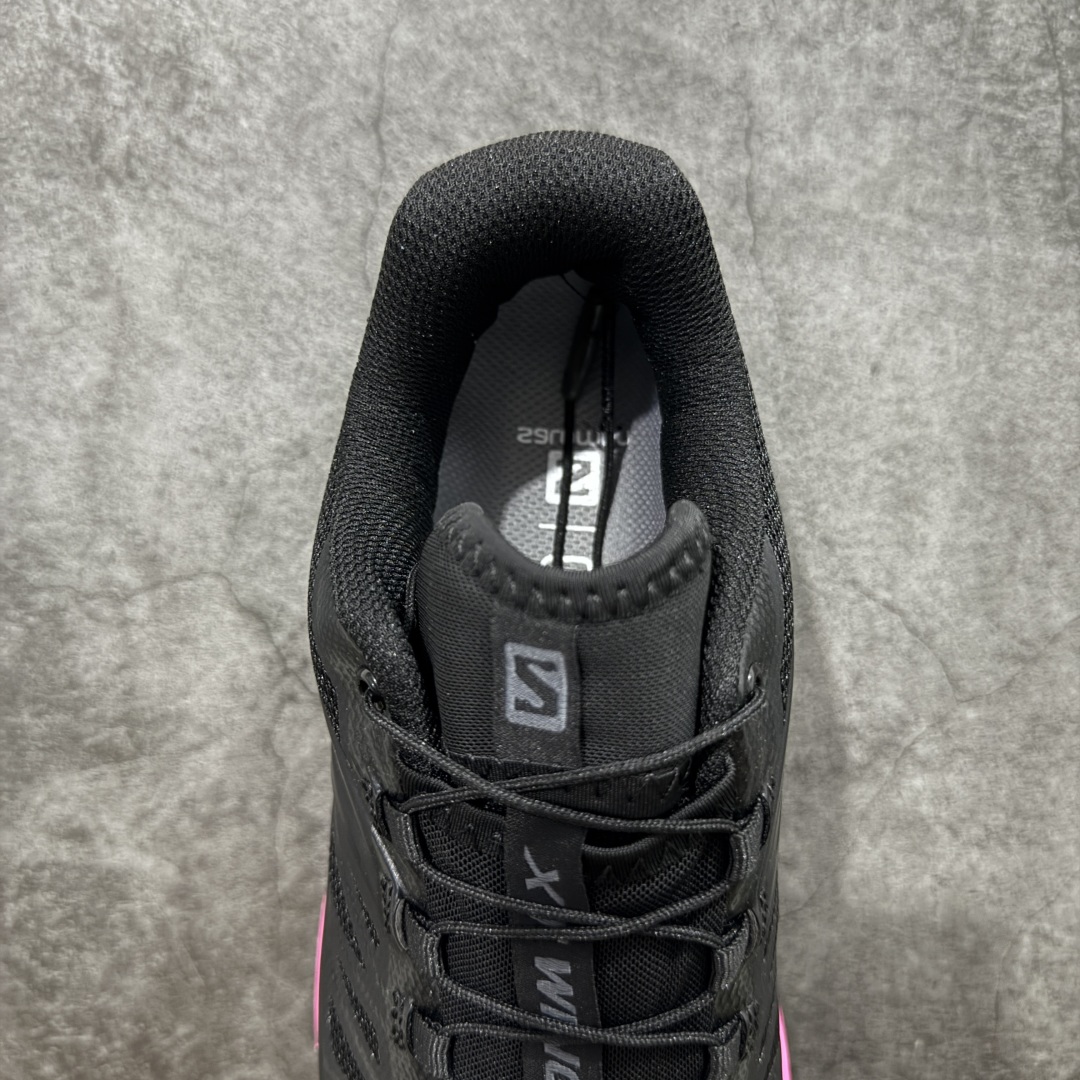 图片[8]-【莞产版本】SALOMON萨洛蒙 XT-Wings 2 Advanced 户外舒适百搭 网布织物减震防滑耐磨透气 低帮跑步鞋 XT-Wings 2采用了萨洛蒙独有的技术，不仅保证了鞋子的耐磨性，还让你在户外探险中保持通风透气，让双脚始终保持清爽舒适。无论是徒步旅行、登山探险还是日常穿搭，它都能为你提供稳定的支撑和舒适的穿着体验！ 低帮设计，有效减轻脚部负担，提供更灵活的穿着感受。无论是在崎岖不平的山路上还是在城市街头漫步，XT-Wings 2都能帮助你自如地驰骋，释放内心对自然的向往！SALOMON﻿萨洛蒙 XT-Wings 2绝对是一款不可错过的户外功能鞋！让它成为你户外探险路上的得力伙伴，让你在每一次冒险中都能感受到自由与激情的碰撞！ 尺码：36-46含半码-选品中心