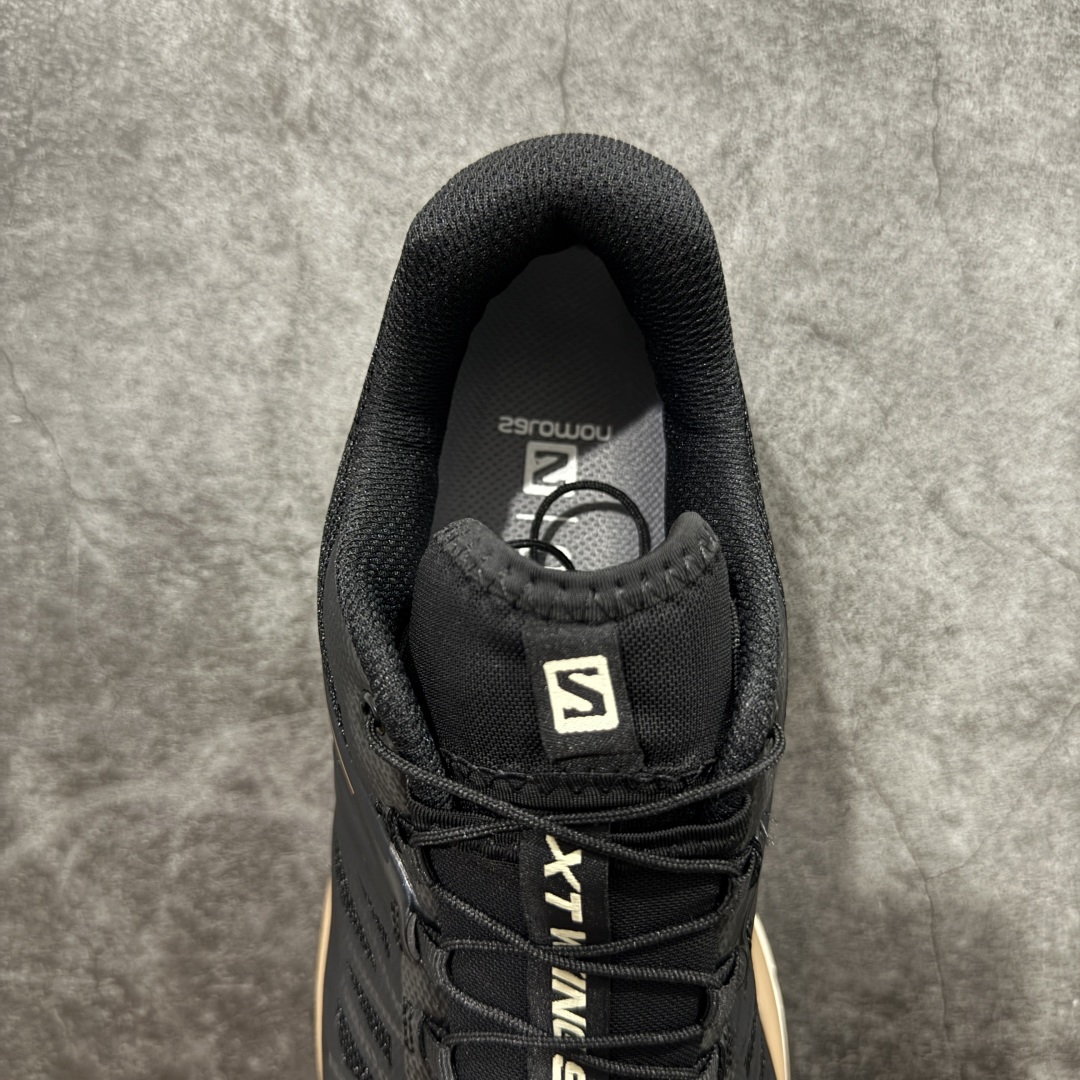 图片[8]-【莞产版本】SALOMON萨洛蒙 XT-Wings 2 Advanced 户外舒适百搭 网布织物减震防滑耐磨透气 低帮跑步鞋 XT-Wings 2采用了萨洛蒙独有的技术，不仅保证了鞋子的耐磨性，还让你在户外探险中保持通风透气，让双脚始终保持清爽舒适。无论是徒步旅行、登山探险还是日常穿搭，它都能为你提供稳定的支撑和舒适的穿着体验！ 低帮设计，有效减轻脚部负担，提供更灵活的穿着感受。无论是在崎岖不平的山路上还是在城市街头漫步，XT-Wings 2都能帮助你自如地驰骋，释放内心对自然的向往！SALOMON﻿萨洛蒙 XT-Wings 2绝对是一款不可错过的户外功能鞋！让它成为你户外探险路上的得力伙伴，让你在每一次冒险中都能感受到自由与激情的碰撞！ 尺码：36-46含半码-选品中心