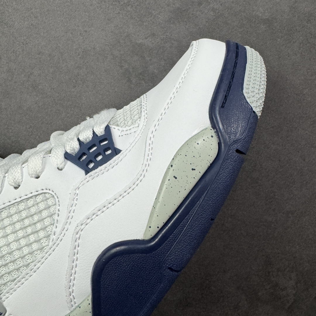 图片[5]-【公司级】Air Jordan AJ4 Retro 白灰 中帮篮球鞋 原楦原纸板同源开发 完美呈现乔4的版型 内侧正确双色网格 还原细节 正确气垫颜色 正确网格工艺 正确拉帮工艺 全鞋原装材料制作 原档案原模具打造 货号：DH6927-140 尺码：36-48-选品中心