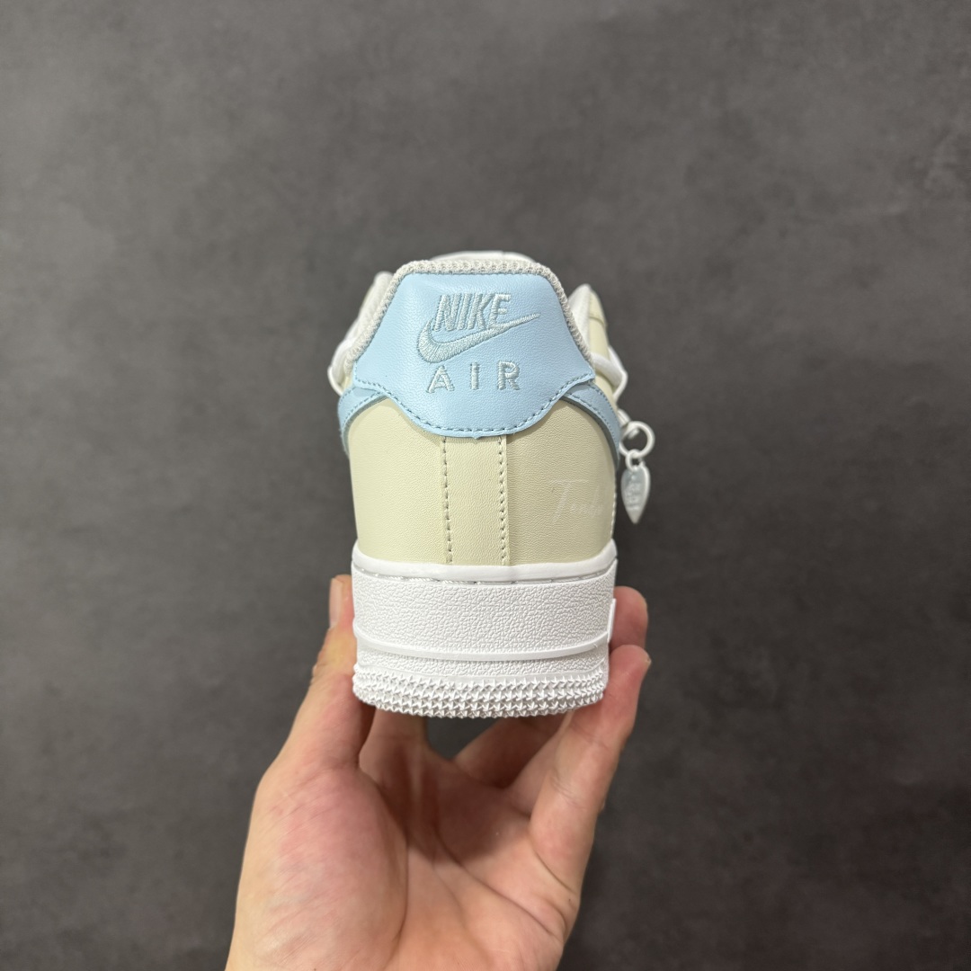 图片[4]-【定制版】NIke Air Force 1 \’07 Low 空军一号低帮 运动鞋 休闲鞋 折边针车 工艺难度大 原楦头原纸板 原装鞋盒 定制五金配件 内置全掌气垫 原厂鞋底 货号：ZH0316-111 尺码：36 36.5 37.5 38 38.5 39 40 40.5 41 42 42.5 43 44 44.5 45 编码：HXSA310320-选品中心
