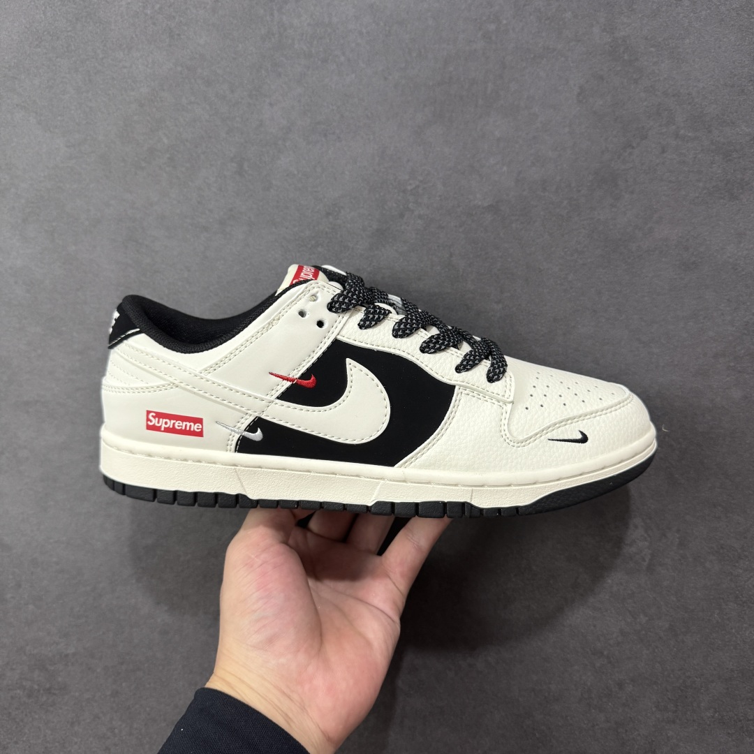 【定制版】Nike SB Dunk Low Supreme联名 米黑拼接 周年高端定制 低帮休闲板鞋 #定制鞋盒 大厂纯原品质出货 超高清洁度 皮料切割干净无任何毛边 细节完美 货号:JP1628-010 尺码:36 36.5 37.5 38 38.5 39 40 40.5 41 42 42.5 43 44 44.5 45-选品中心