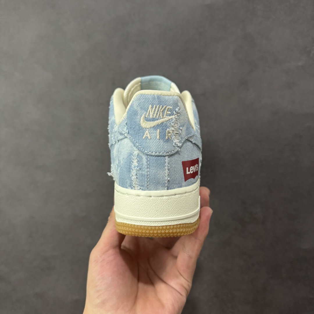 图片[4]-【定制版】Nike Air Force 1\’07 Low 李维斯 白浅蓝 空军一号低帮休闲板鞋  #防水水磨牛仔布 高级夜光效果 原楦头原纸板 高端定制鞋盒 原厂鞋底 超高清洁度 细节完美  货号：YF9511-814 尺码：36 36.5 37.5 38 38.5 39 40 40.5 41 42 42.5 43 44 44.5 45-选品中心
