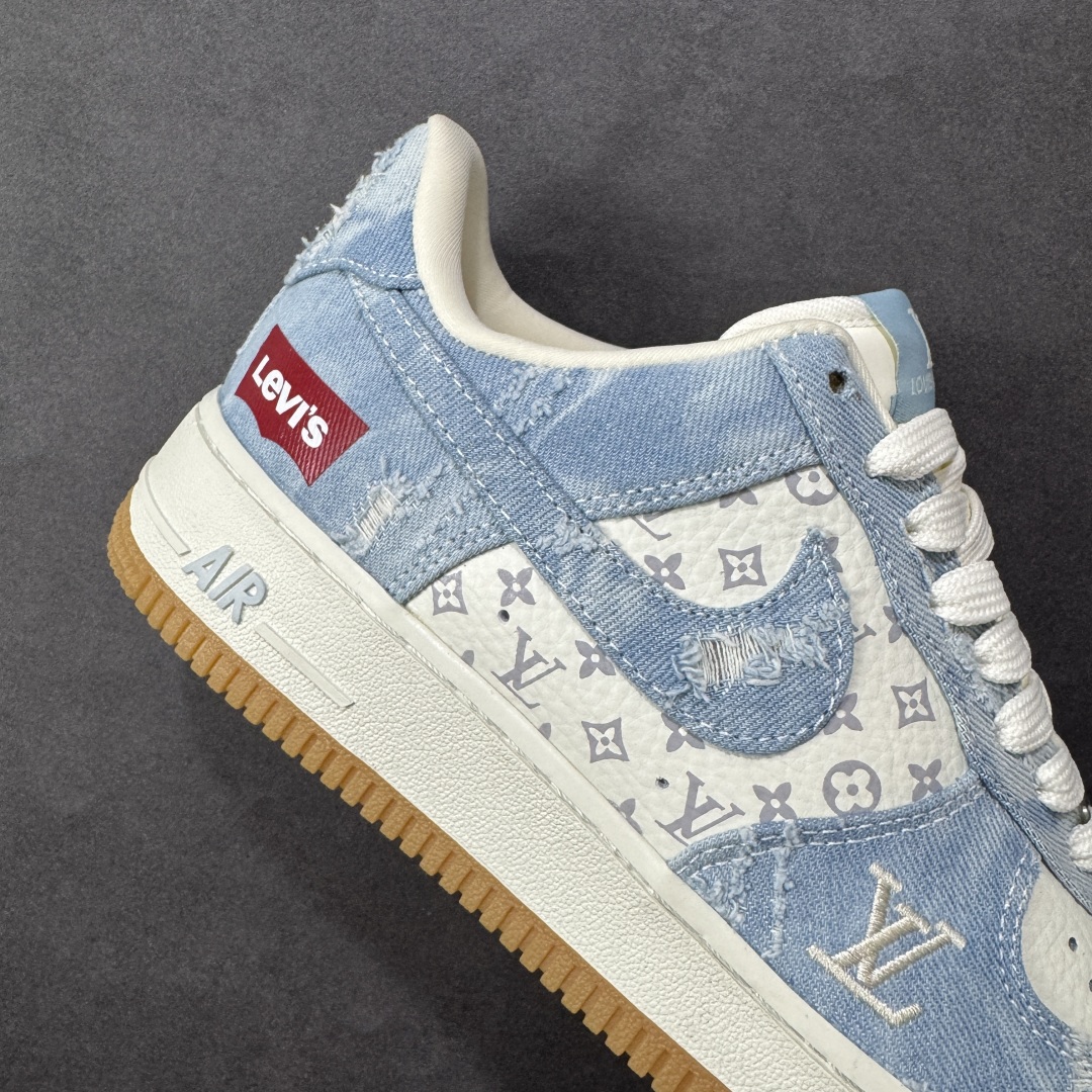 图片[6]-【定制版】Nike Air Force 1\’07 Low 李维斯 白浅蓝 空军一号低帮休闲板鞋  #防水水磨牛仔布 高级夜光效果 原楦头原纸板 高端定制鞋盒 原厂鞋底 超高清洁度 细节完美  货号：YF9511-814 尺码：36 36.5 37.5 38 38.5 39 40 40.5 41 42 42.5 43 44 44.5 45-选品中心