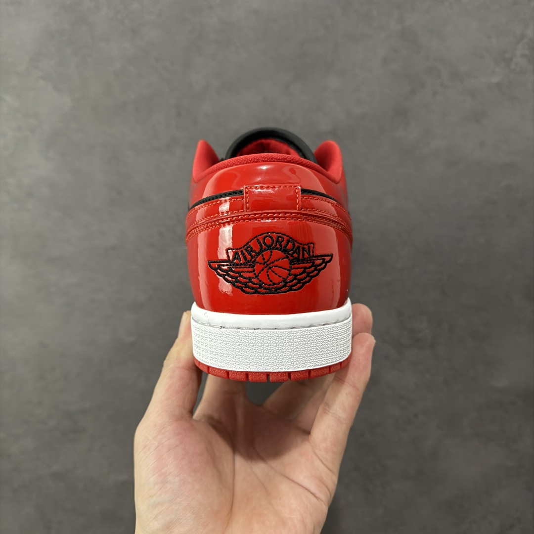 图片[4]-【K版纯原】Air Jordan AJ1 Low 低帮 黑红漆皮 HV4089 006 全新流水线出品 市场第二梯队最强版 全部原鞋开发 原楦原纸板开发 全鞋电脑针车 原厂内置全掌气垫 原盒内在原标 唯一Zp原版鞋带绑法 免检产品 全新2022版型 全头层皮料 完美零毛边处理 原厂配置全掌气垫 价格定位良心 新配色陆续出货 尺码：36-46-选品中心