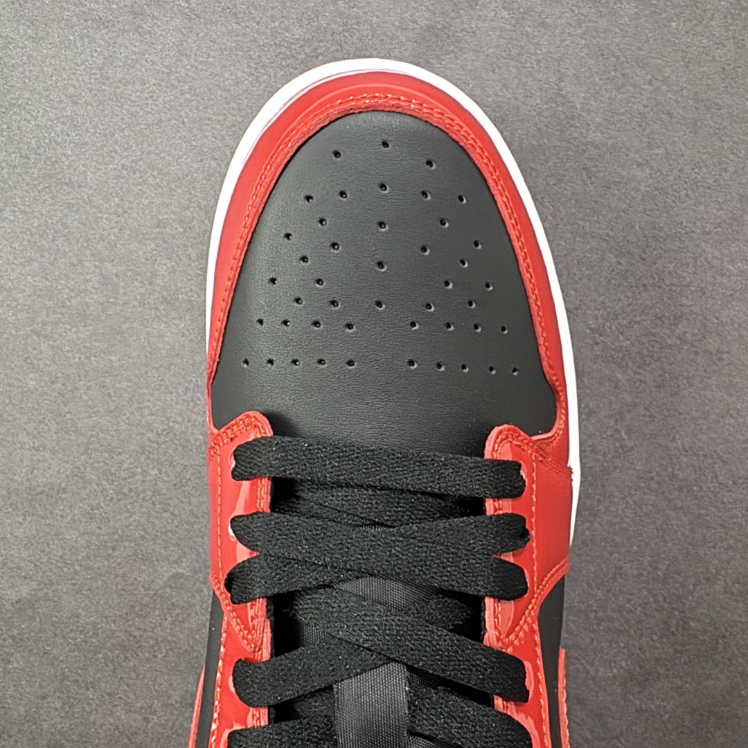 图片[8]-【K版纯原】Air Jordan AJ1 Low 低帮 黑红漆皮 HV4089 006 全新流水线出品 市场第二梯队最强版 全部原鞋开发 原楦原纸板开发 全鞋电脑针车 原厂内置全掌气垫 原盒内在原标 唯一Zp原版鞋带绑法 免检产品 全新2022版型 全头层皮料 完美零毛边处理 原厂配置全掌气垫 价格定位良心 新配色陆续出货 尺码：36-46-选品中心