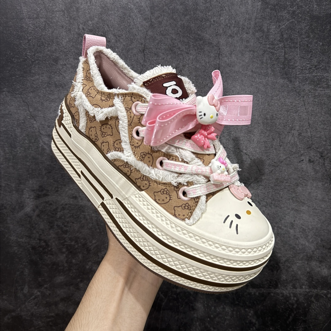 广东纯原版本 Sanrio/三丽鸥 x OLD ORDER 联名限定 凯蒂粉蓝 6.5CM 厚底增高帆布鞋 O2320805-High Quatity Cheap Brand wholesale wholesaler seller Clothes Bags handbags Sneakers Top Fashion Clothing Shoes from China Factory Chinese suppliers best Quality Beautiful Price 广东纯原版本 Sanrio/三丽鸥 x OLD ORDER 联名限定 凯蒂粉蓝 6.5CM 厚底增高帆布鞋 O2320805