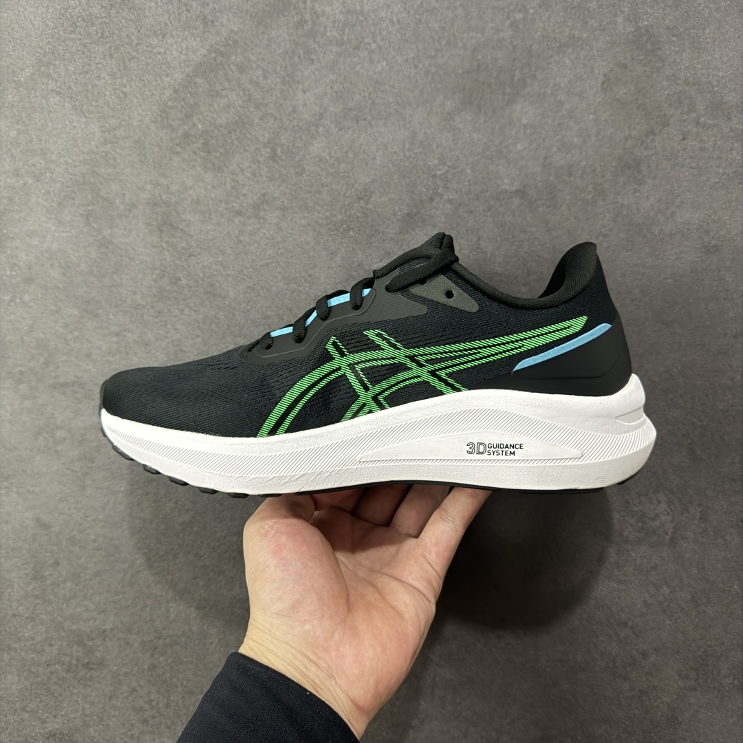 图片[2]-【公司级】Asics GT-1000 13 阿斯克斯 低帮 黑绿色 防滑耐磨舒适稳定低邦休闲跑步鞋 采用网眼鞋面，提供良好透气性。 中底处的Puregel科技与Flytefoam缓冲层可減轻鞋身的重量，带来更加柔软的触地脚感，PuergelL胶位于鞋跟底部，柔软度比标准GEL胶高67%，Flyteoama中底科技，具有良好的缓震性， 同时通过添加有机纤维材料，使得轻量性及耐用性得以实现；3D引导系统提供优秀的稳定性， 在磨损较多的部位配有AHAR+高耐磨橡胶，保持轻量性和抓地力的同时，发挥出更强耐磨性，提高跑鞋耐用度。 货号：1011B858-001 尺码：36-46带半码 编码：LNHB230240-选品中心